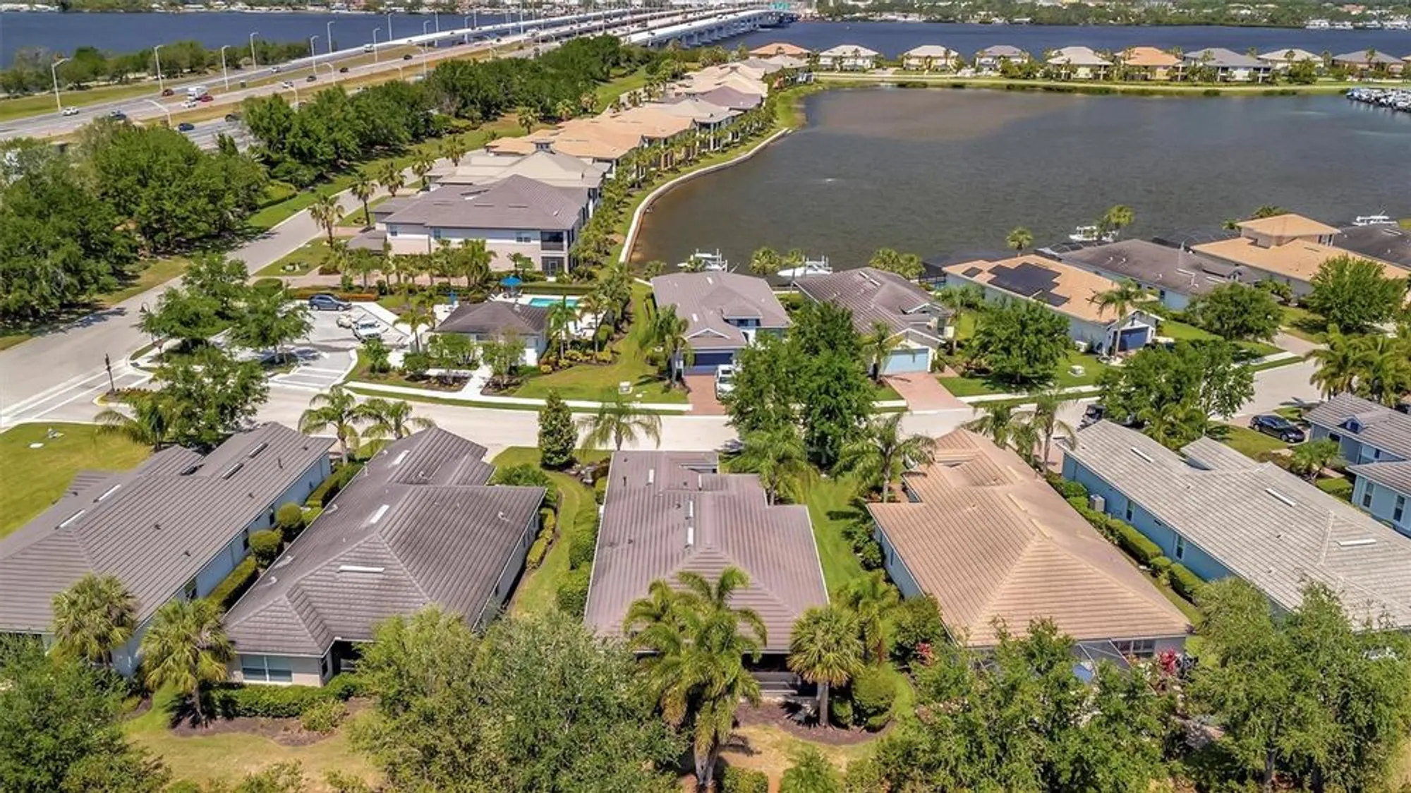 Property Slideshow image 60 of 78 | 5009 lake overlook ave, Bradenton, FL, 34208