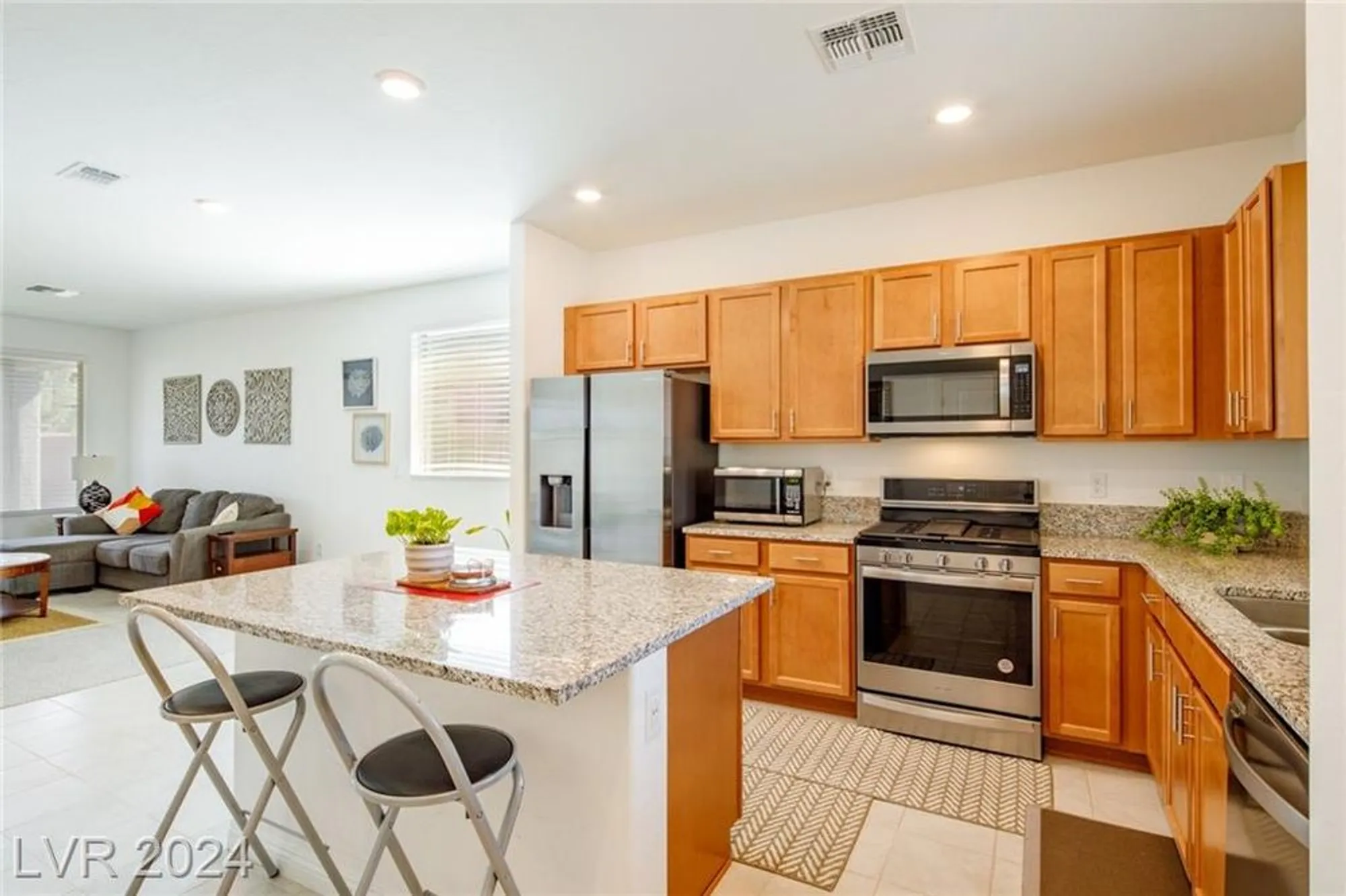 Property Slideshow image 7 of 37 | 6760 millbury st, North Las Vegas, NV, 89086