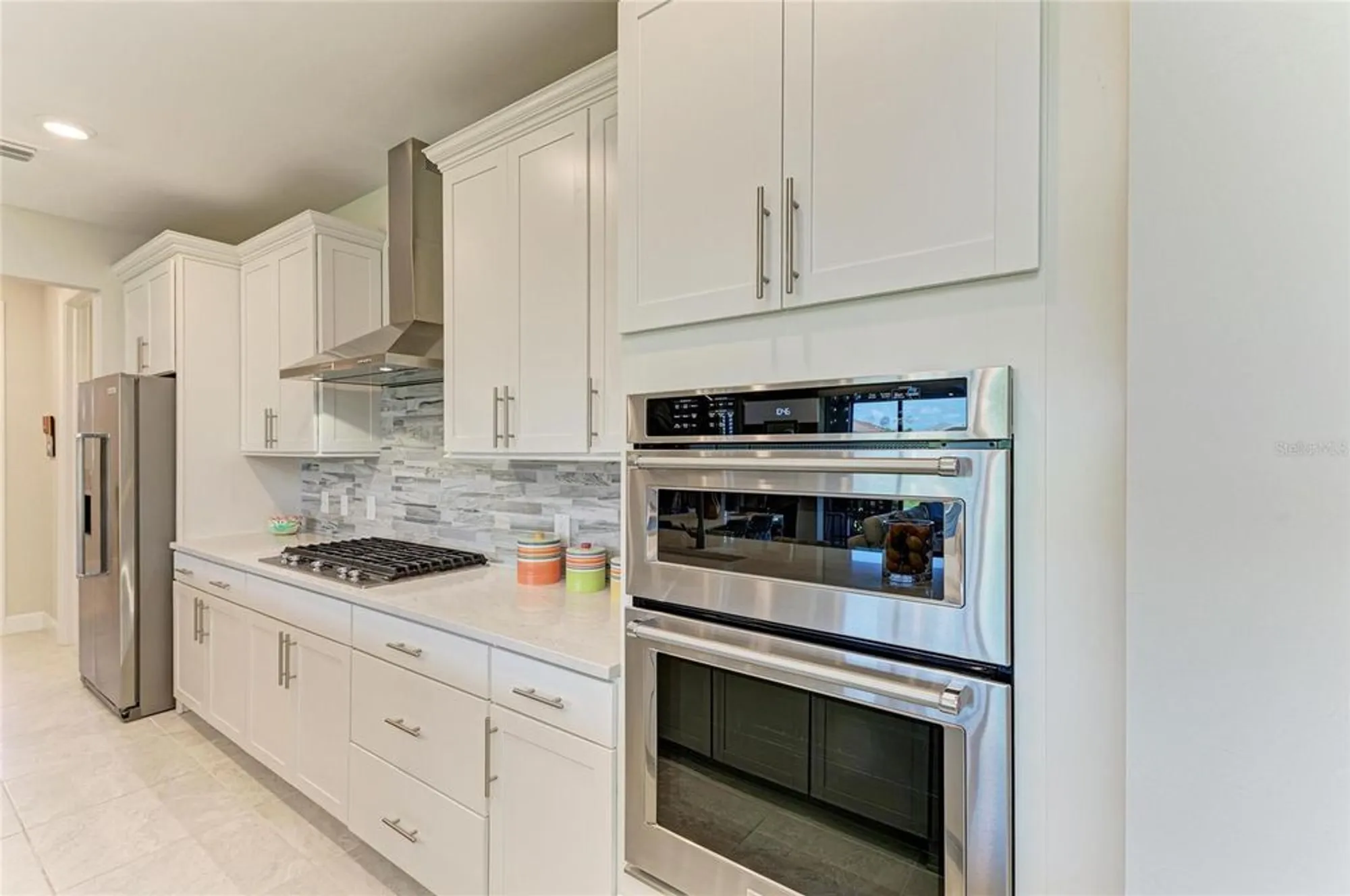 Property Slideshow image 21 of 70 | 7136 summerland cv, Bradenton, FL, 34202