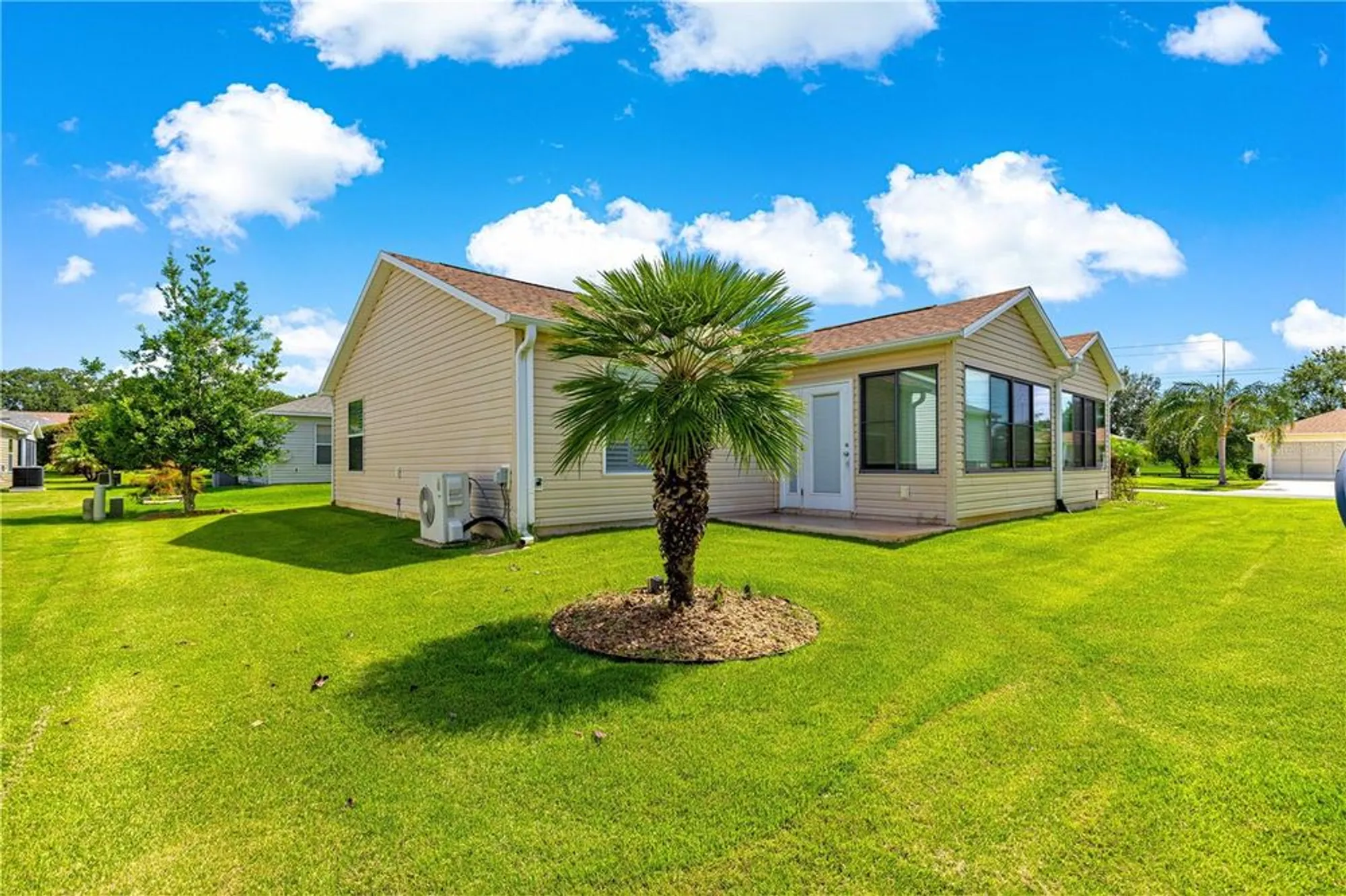 Property Slideshow image 8 of 34 | 362 arbella loop, The Villages, FL, 32162