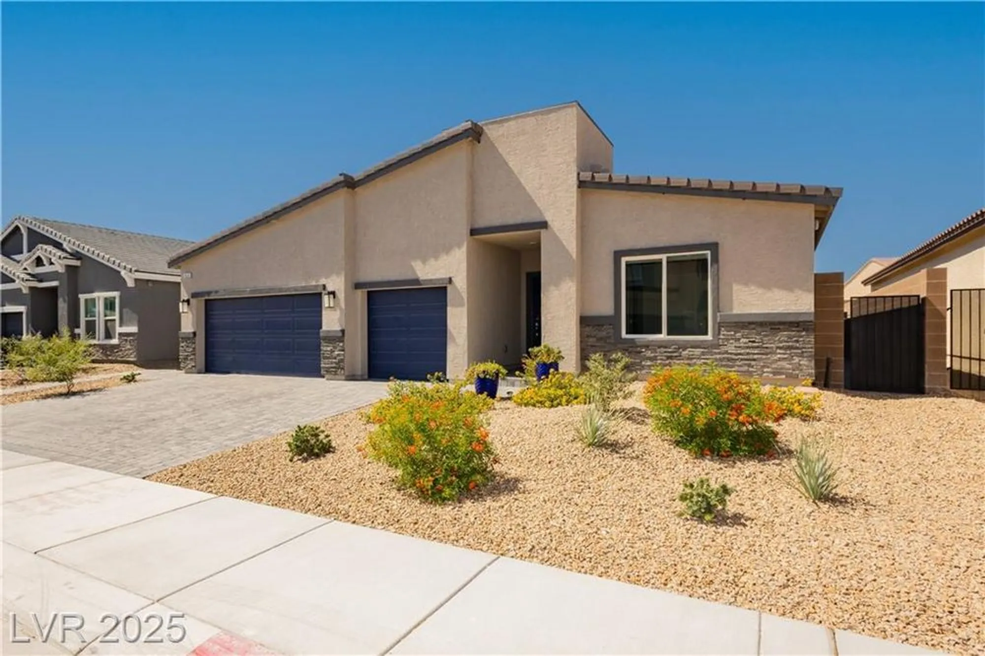 Property Slideshow image 1 of 47 | 7511 phoenix falls st, North Las Vegas, NV, 89084