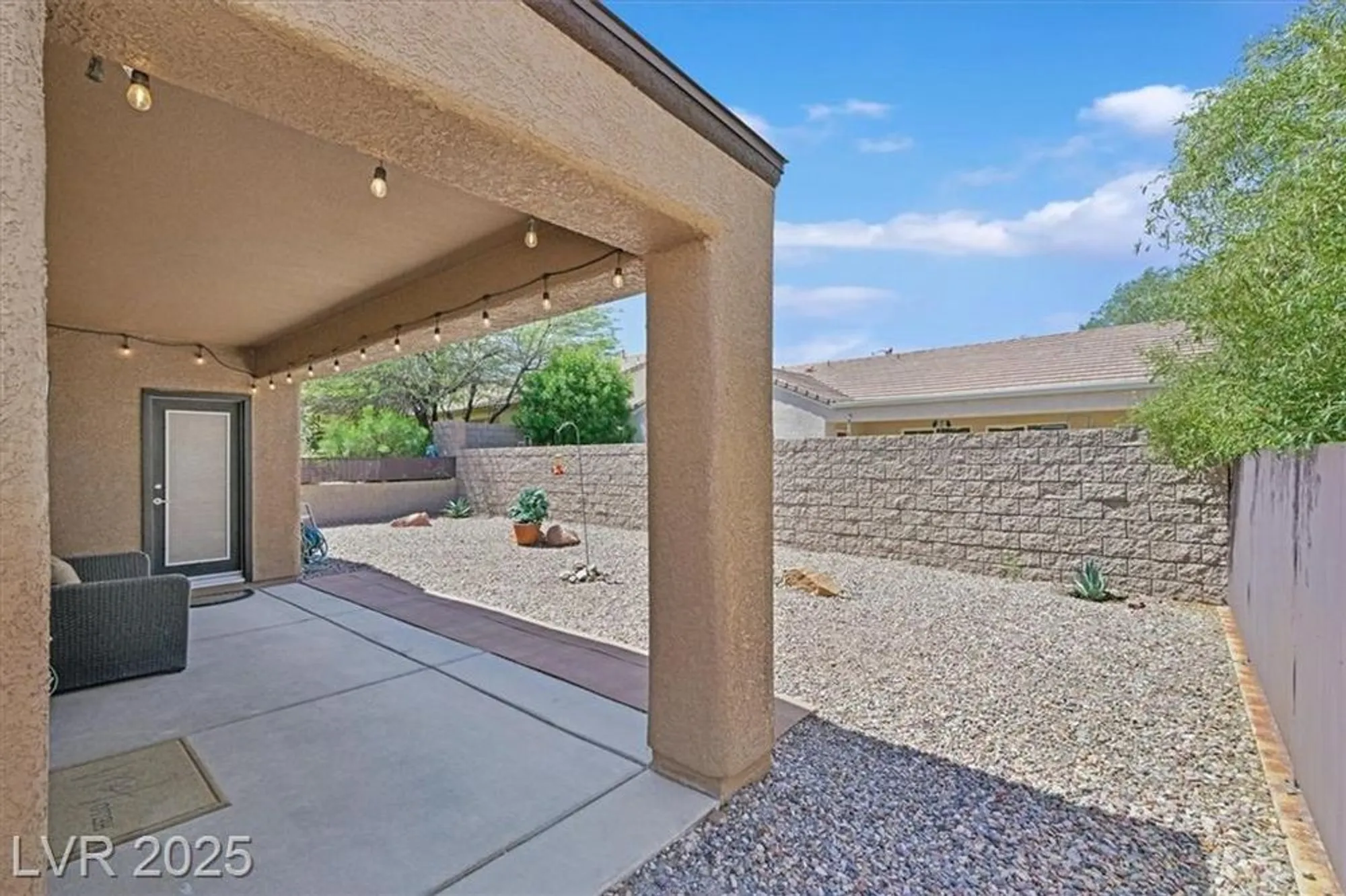 Property Slideshow image 24 of 40 | 2091 waterton rivers dr, Henderson, NV, 89044
