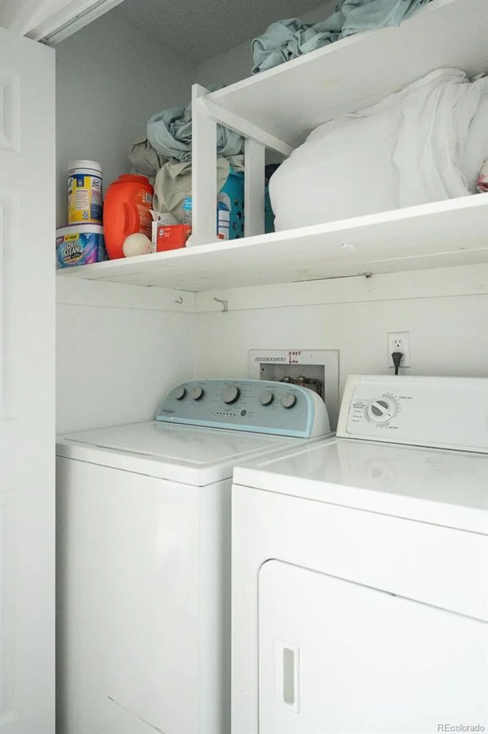 Property Slideshow image 10 of 31 | 14091 e marina dr apt 612, Aurora, CO, 80014