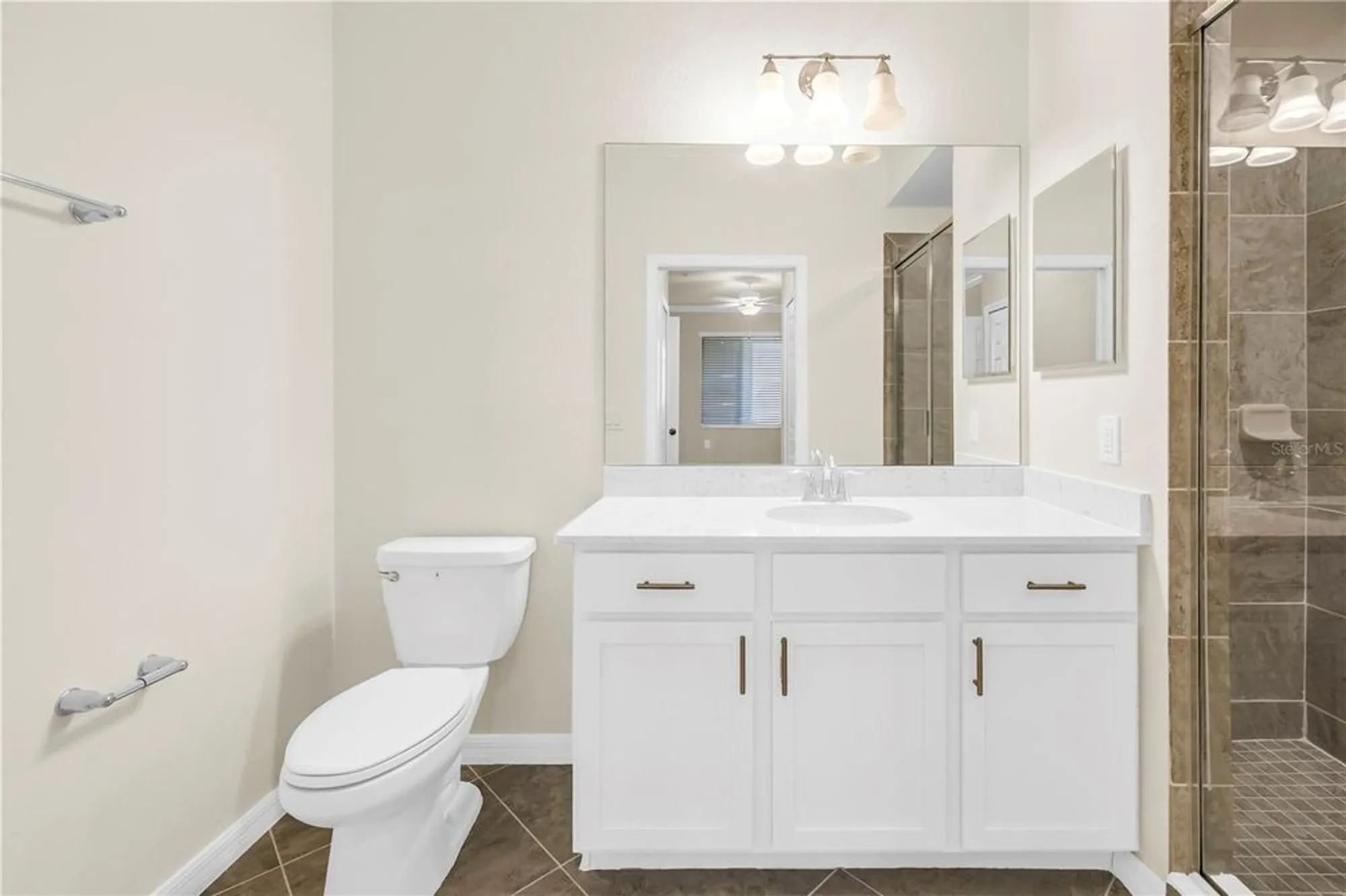 Property Slideshow image 28 of 59 | 1030 tidewater shores loop 406, Bradenton, FL, 34208