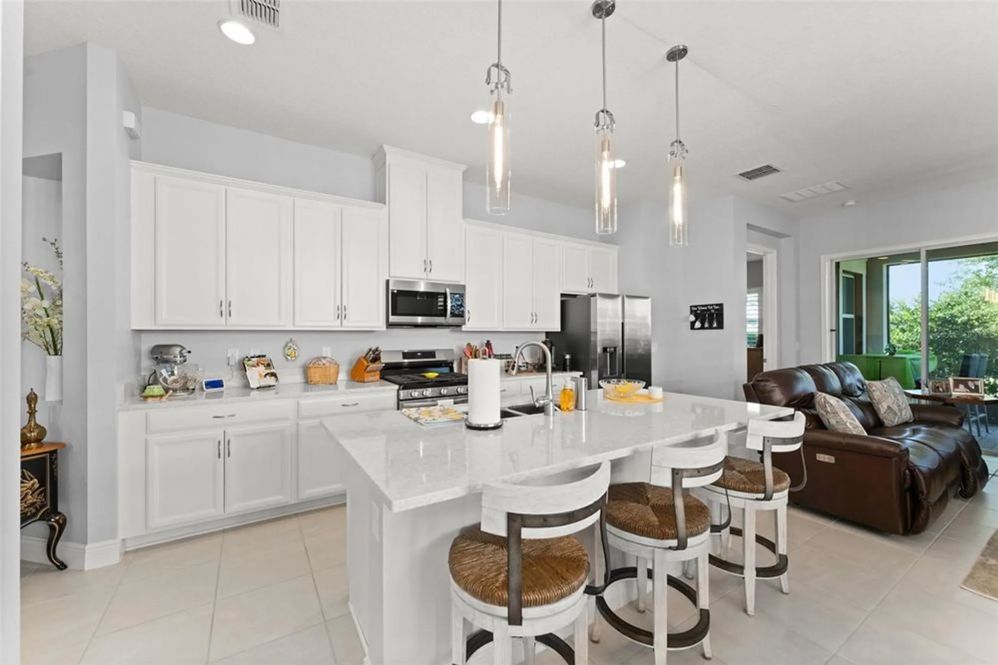 Property Slideshow image 5 of 53 | 2301 datura loop, Saint Cloud, FL, 34772