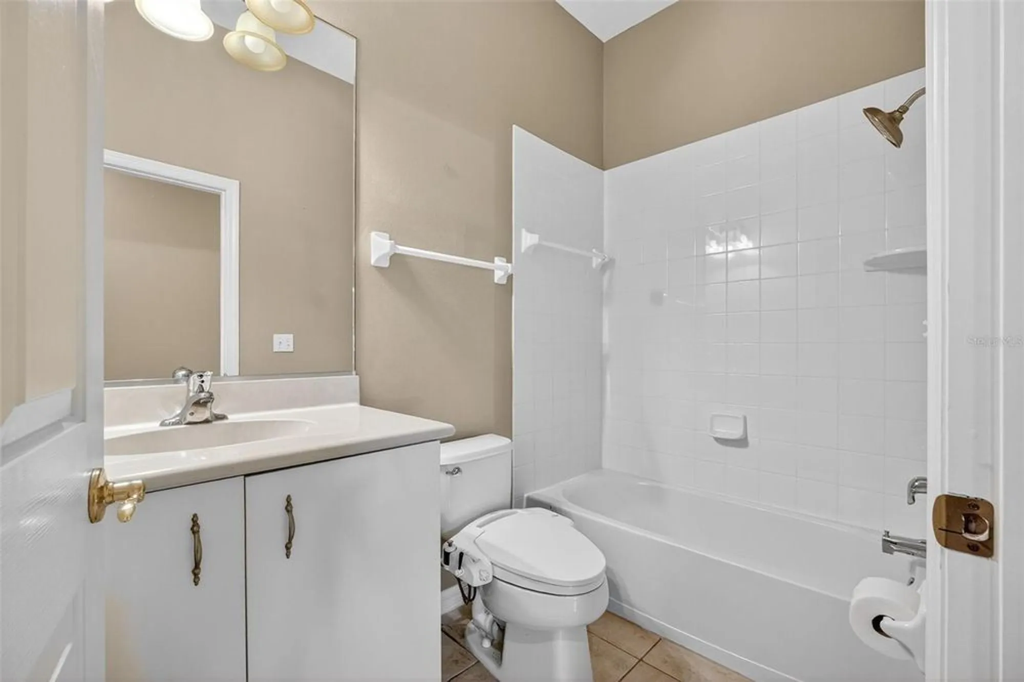 Property Slideshow image 18 of 38 | 1300 hansberry ln, Ormond Beach, FL, 32174