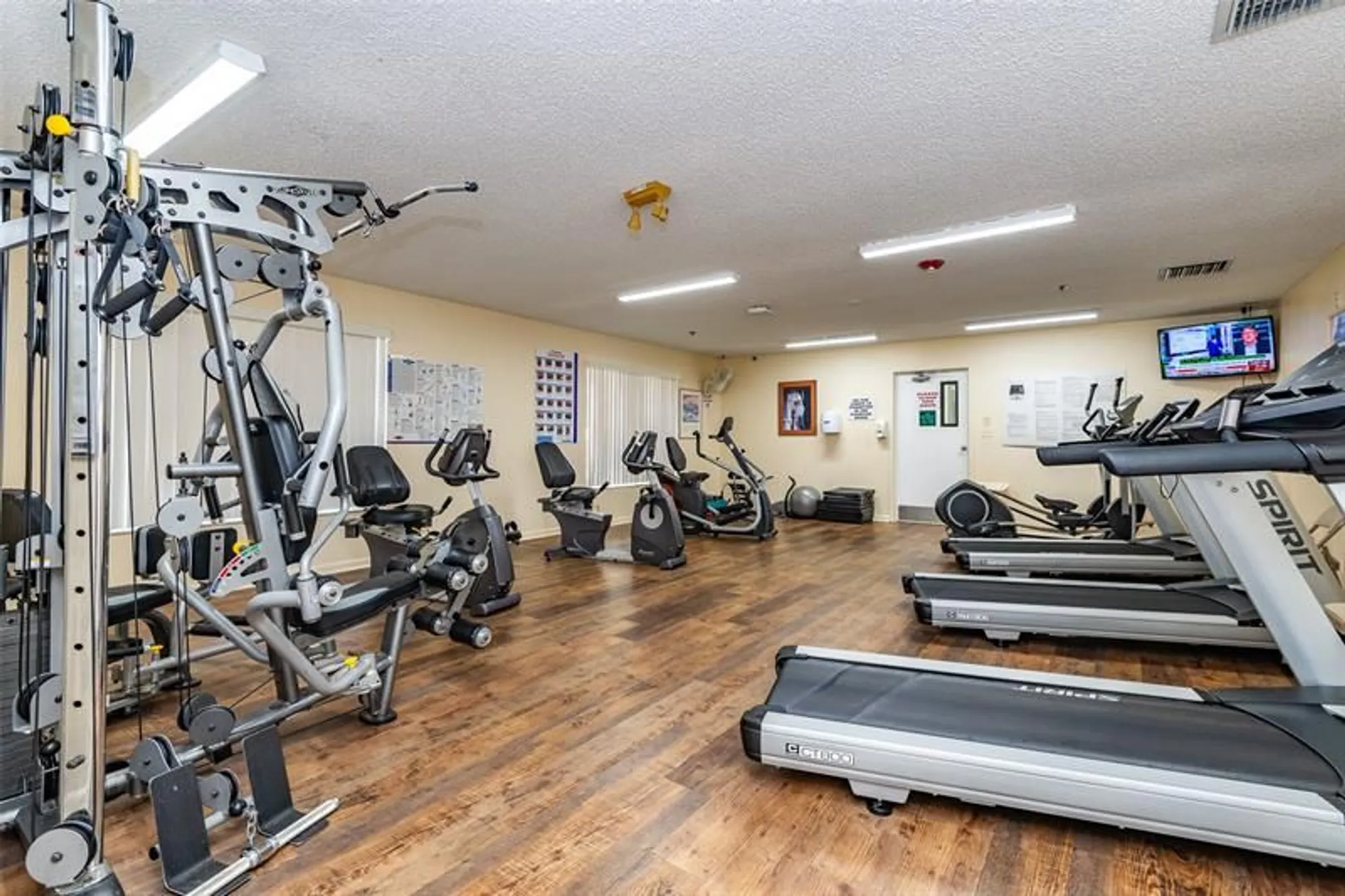 Property Slideshow image 41 of 45 | 8077 whispering palm dr # 1, Boca Raton, FL, 33496