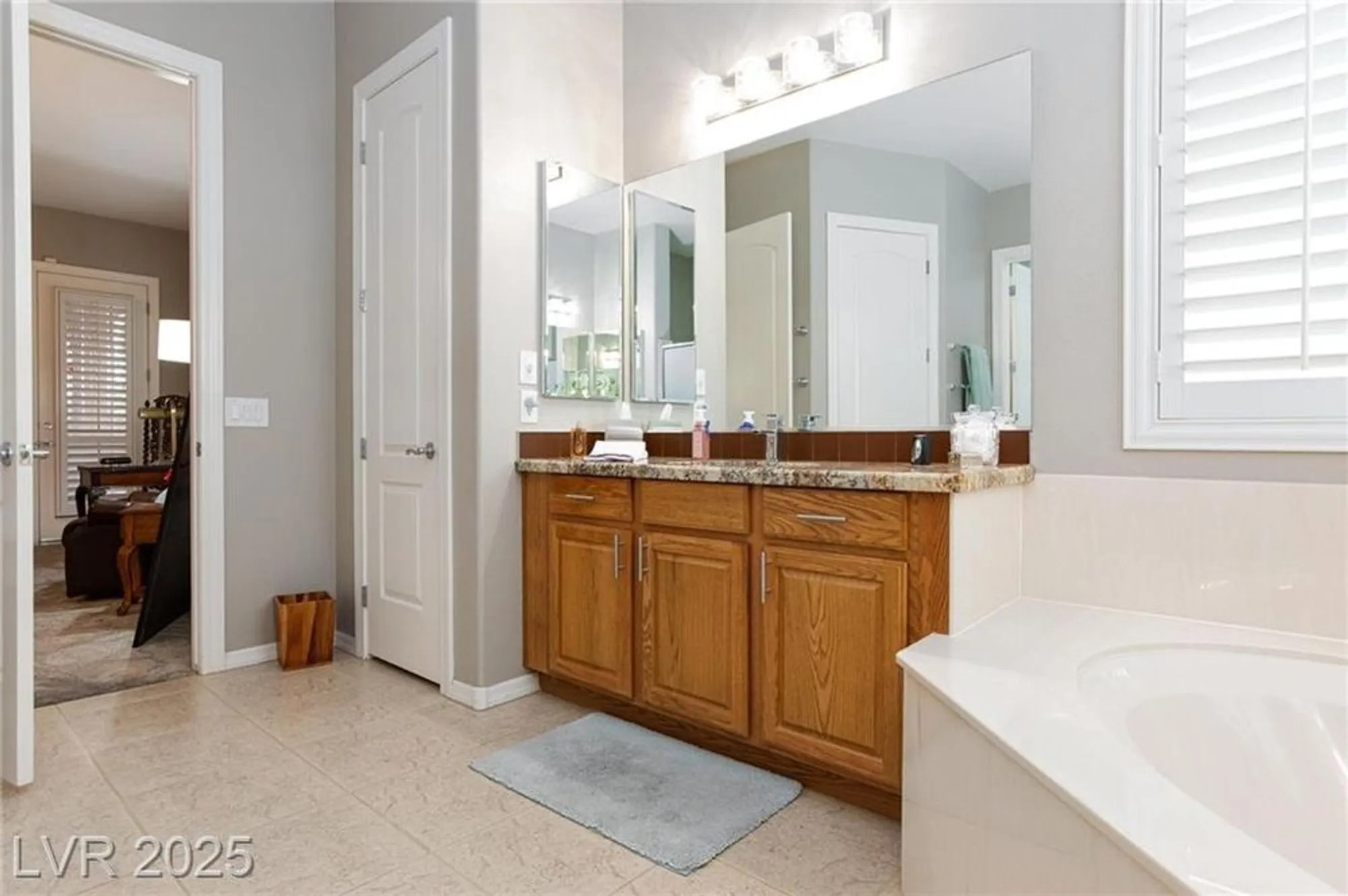 Property Slideshow image 23 of 43 | 2120 twin falls dr, Henderson, NV, 89044