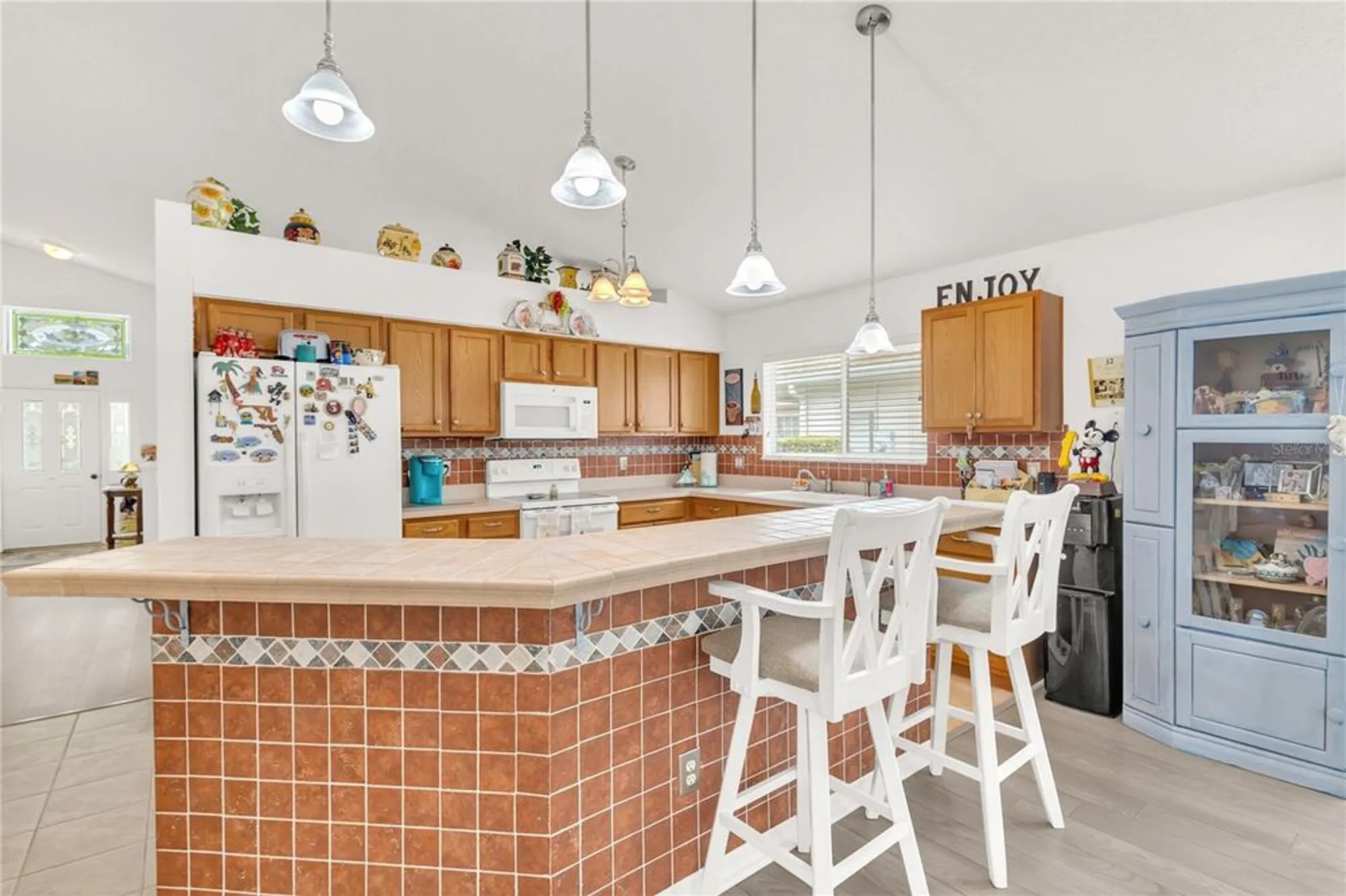 Property Slideshow image 13 of 42 | 25008 cranes roost cir, Leesburg, FL, 34748