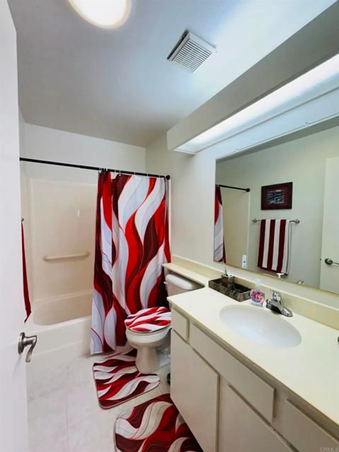 Property Slideshow image 16 of 22 | 4320 black duck way, Oceanside, CA, 92057