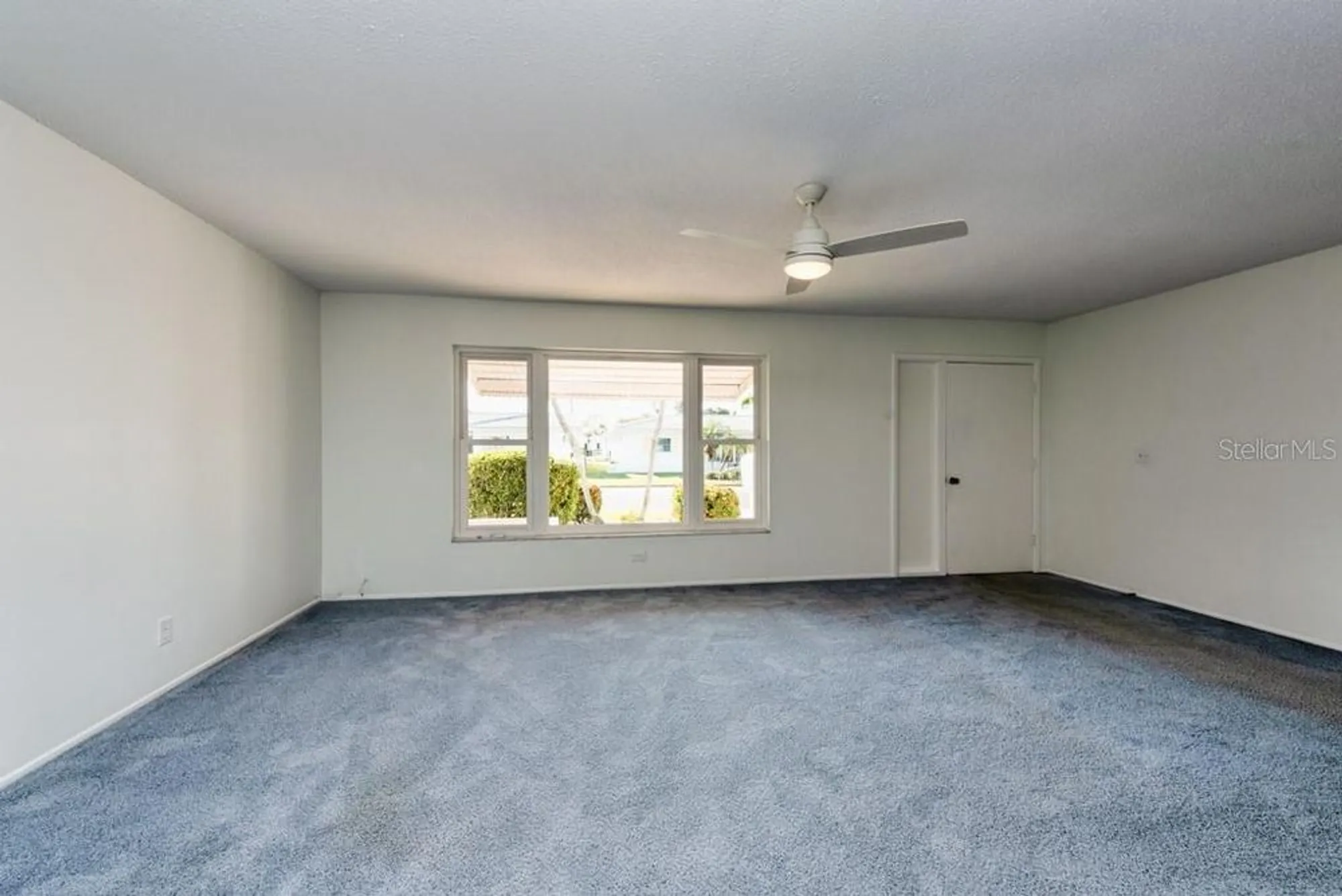 Property Slideshow image 4 of 39 | 3843 97th ter, Pinellas Park, FL, 33782