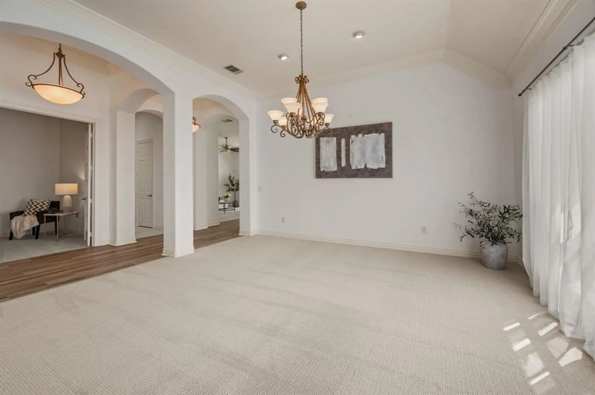 Property Slideshow image 11 of 40 | 10605 murray s johnson st, Denton, TX, 76207