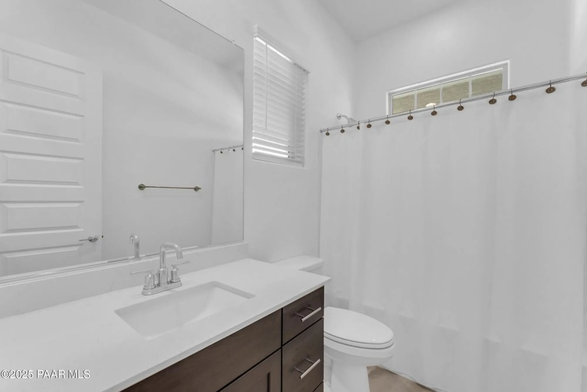 Property Slideshow image 28 of 71 | 24711 n 174th ln, Surprise, AZ, 85387