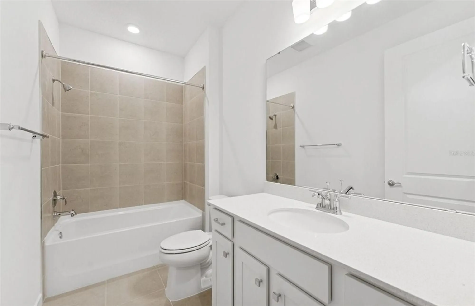 Property Slideshow image 12 of 27 | 13747 canyon ridge rd, Spring Hill, FL, 34610