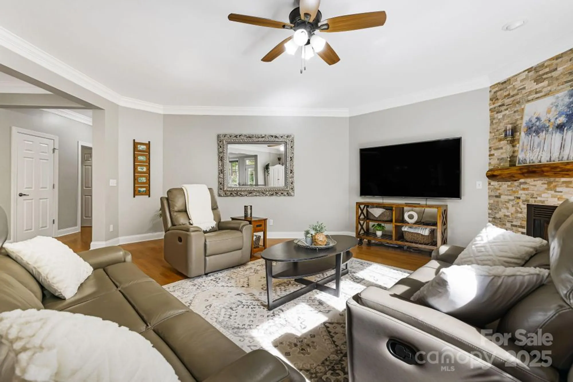 Property Slideshow image 6 of 48 | 14 larue ct, Biltmore Lake, NC, 28715