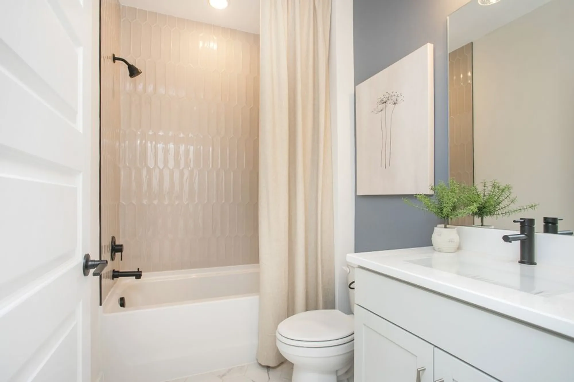 Property Slideshow image 38 of 44 | 816 everglade dr, Lebanon, TN, 37090