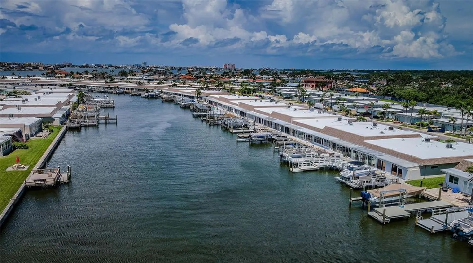 Property Slideshow image 2 of 89 | 1 boca ciega point blvd apt 314, Saint Petersburg, FL, 33708