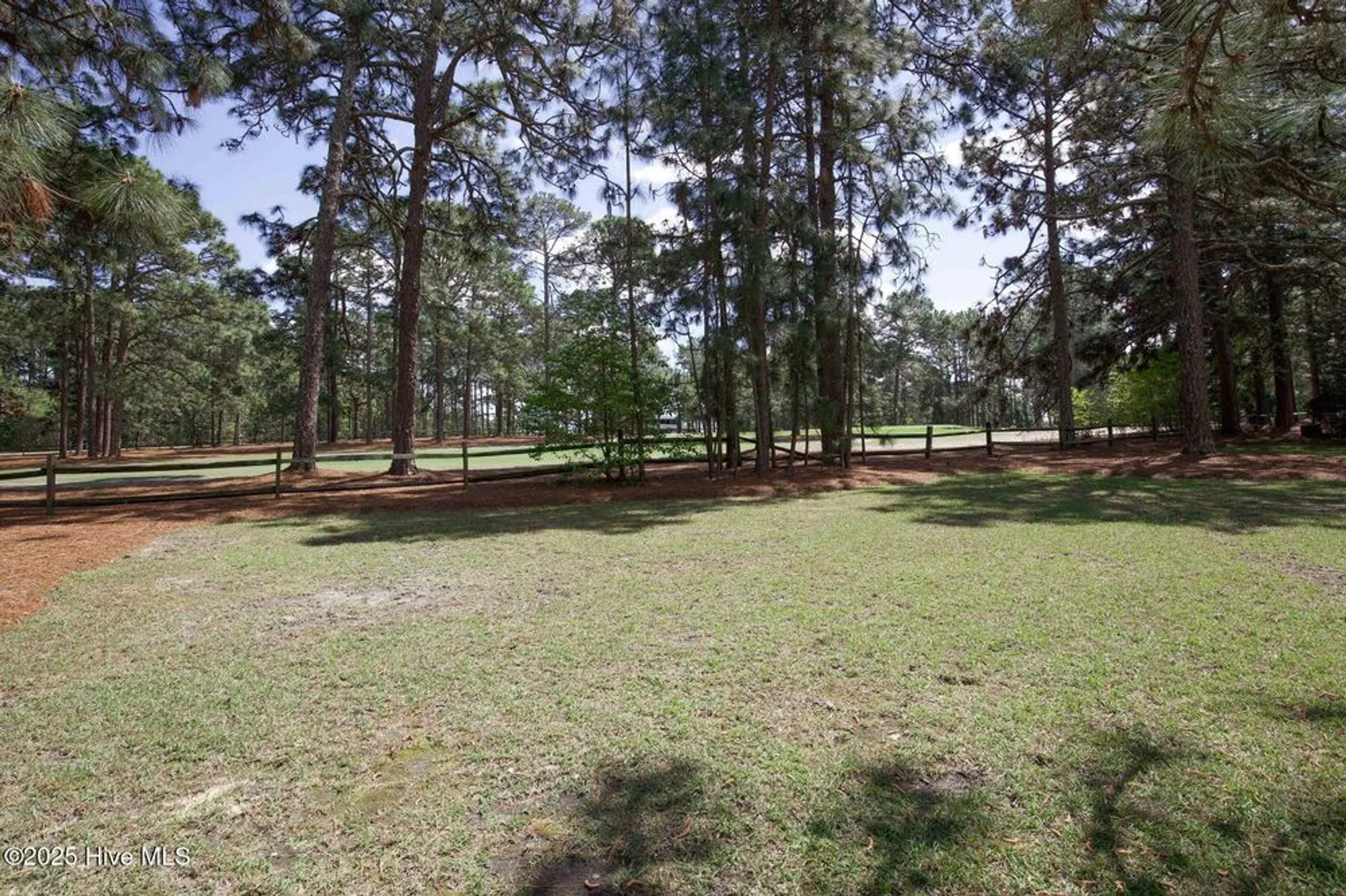 Property Slideshow image 27 of 28 | 317 driftwood cir unit b, Southern Pines, NC, 28387