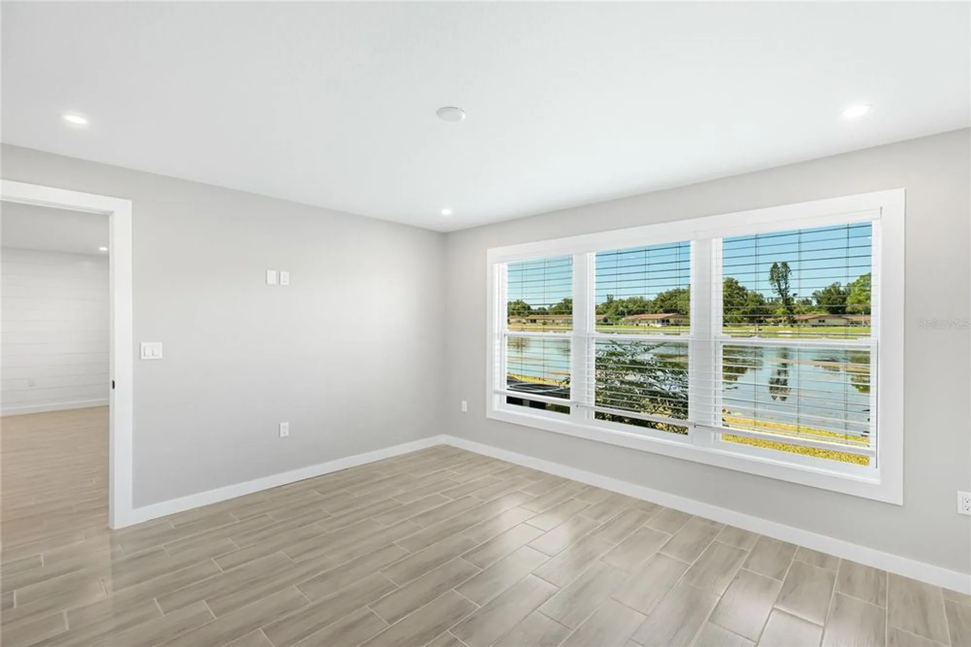 Property Slideshow image 14 of 26 | 4444 narraganset trl 96, Sarasota, FL, 34233
