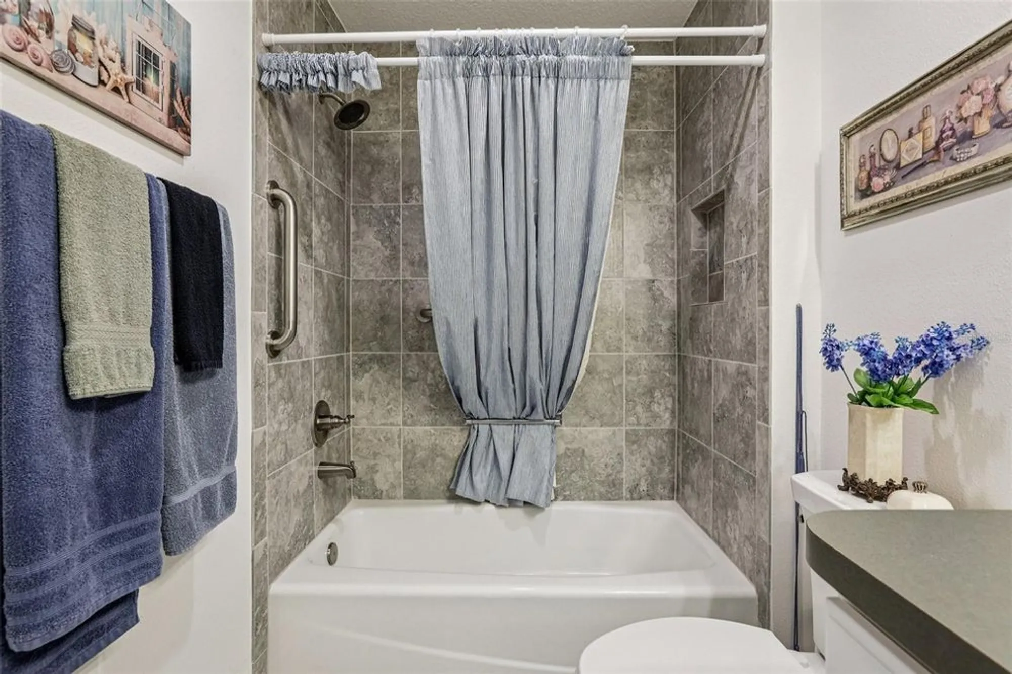 Property Slideshow image 26 of 57 | 703 royal palm ave, Lady Lake, FL, 32159