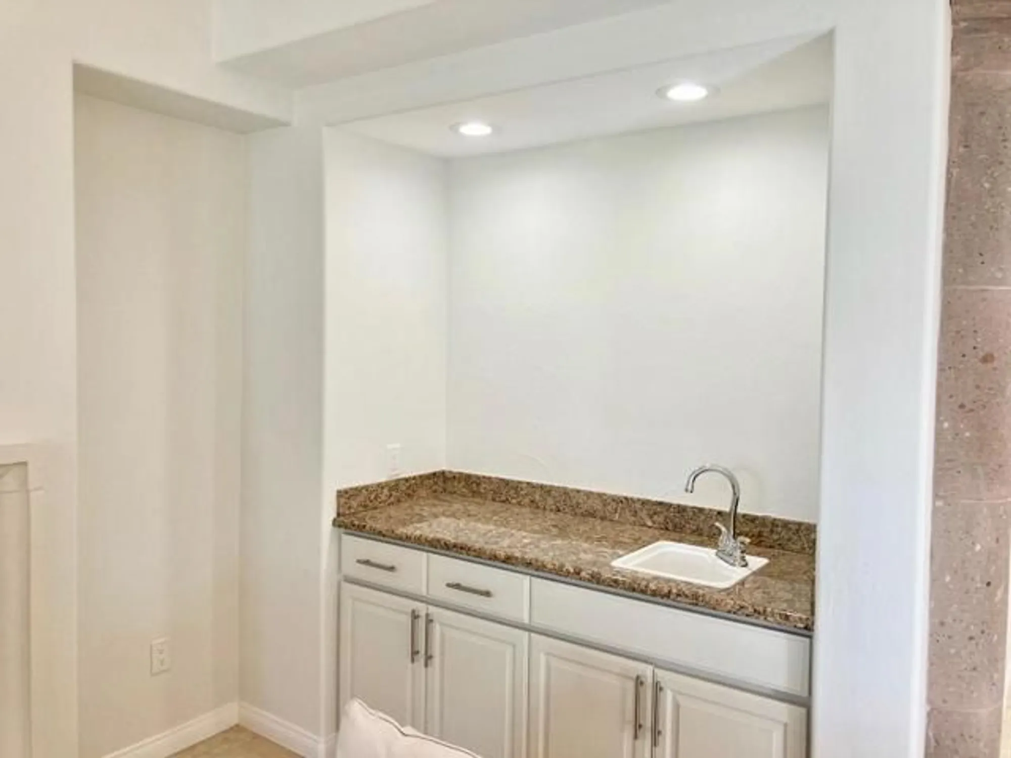 Property Slideshow image 10 of 61 | 308 piazza roma, Palm Desert, CA, 92260