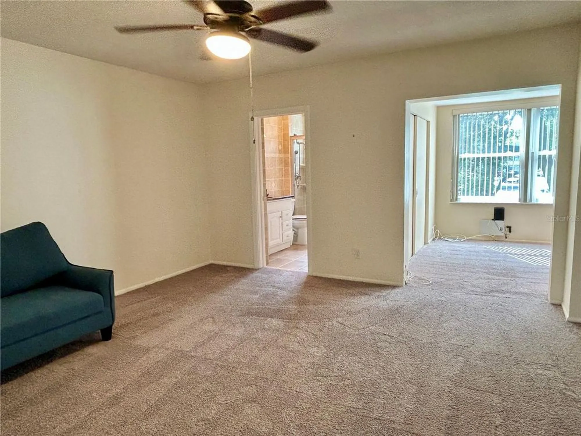 Property Slideshow image 20 of 54 | 2070 world parkway blvd apt 36, Clearwater, FL, 33763