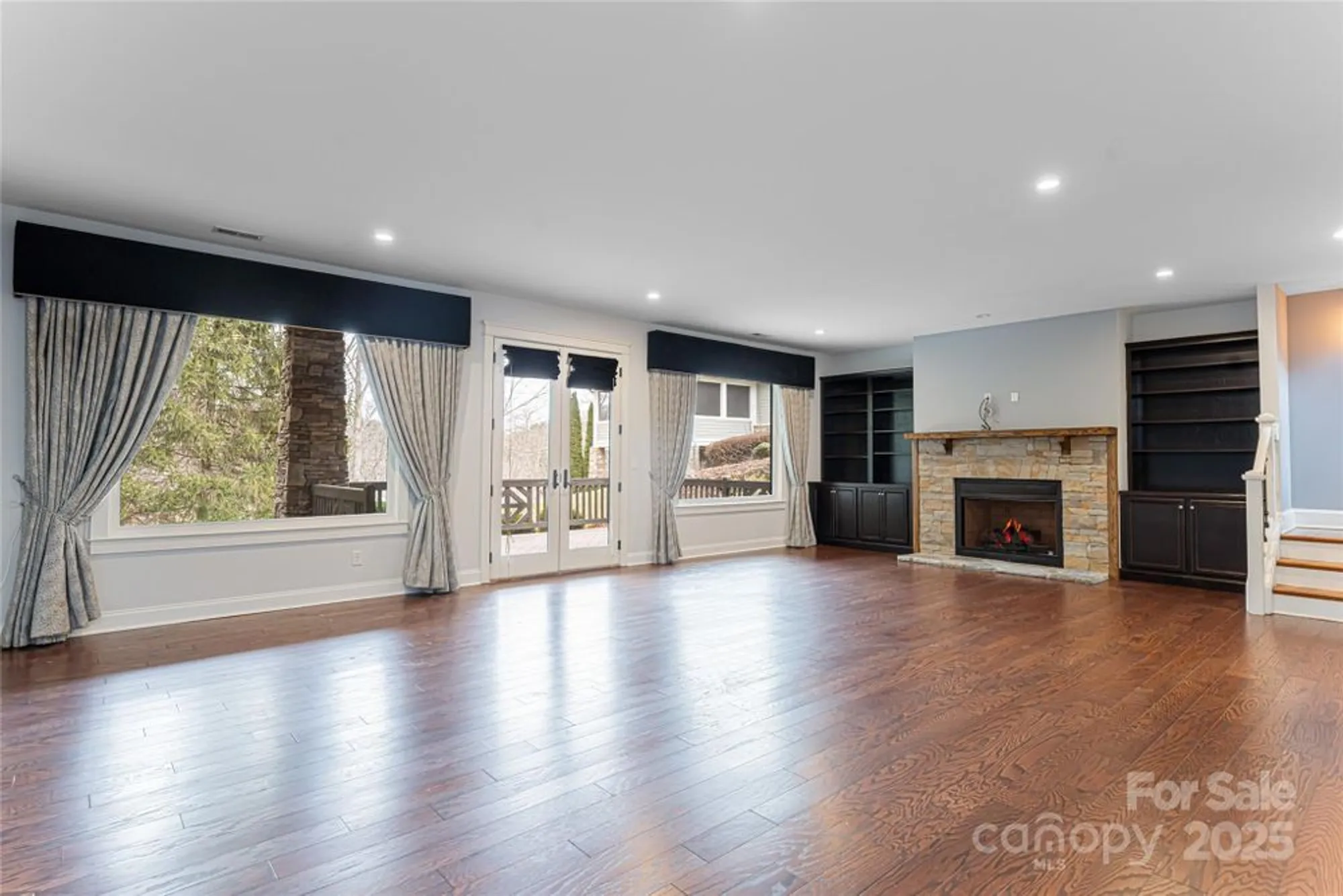 Property Slideshow image 27 of 44 | 63 orvis stone cir, Biltmore Lake, NC, 28715