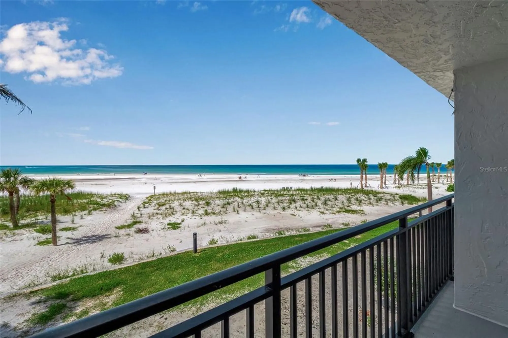 Property Slideshow image 11 of 29 | 19 whispering sands dr 203, Sarasota, FL, 34242