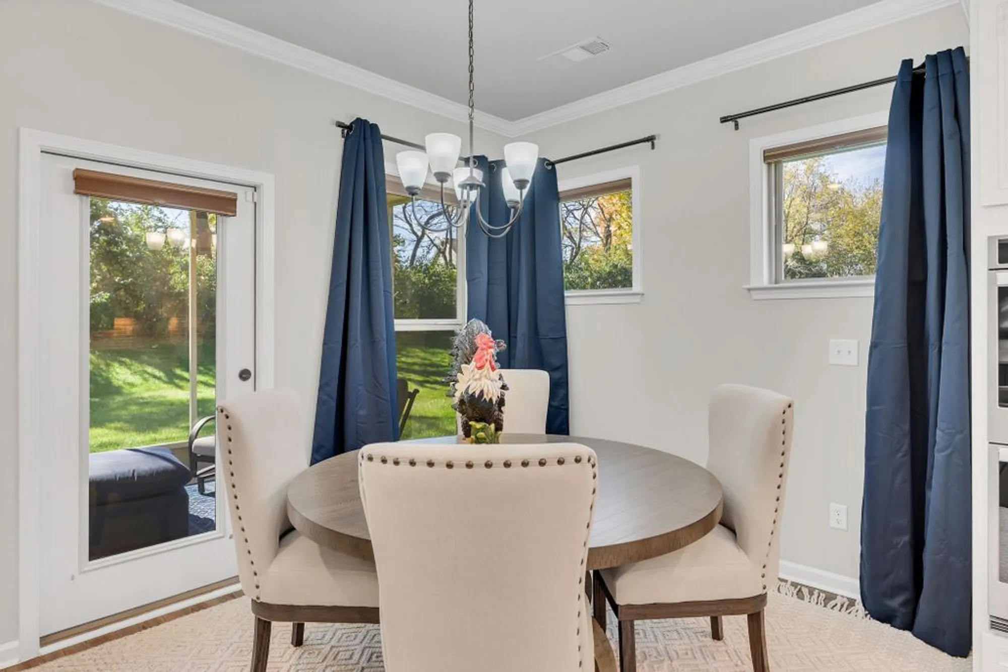 Property Slideshow image 17 of 65 | 2061 hardin pl, Spring Hill, TN, 37174