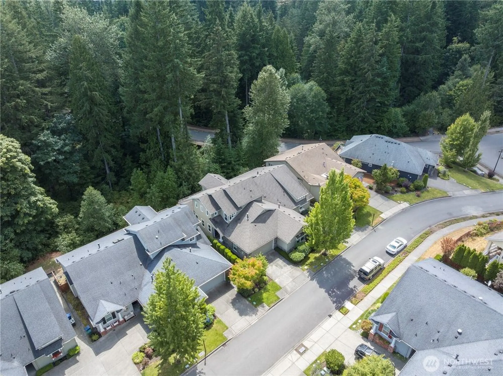 Property Slideshow image 25 of 32 | 24239 ne 130th pl, Redmond, WA, 98053