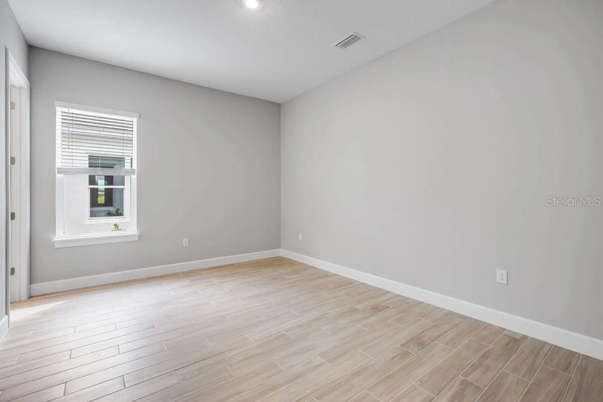 Property Slideshow image 21 of 67 | 15289 contenta loop, Bradenton, FL, 34211