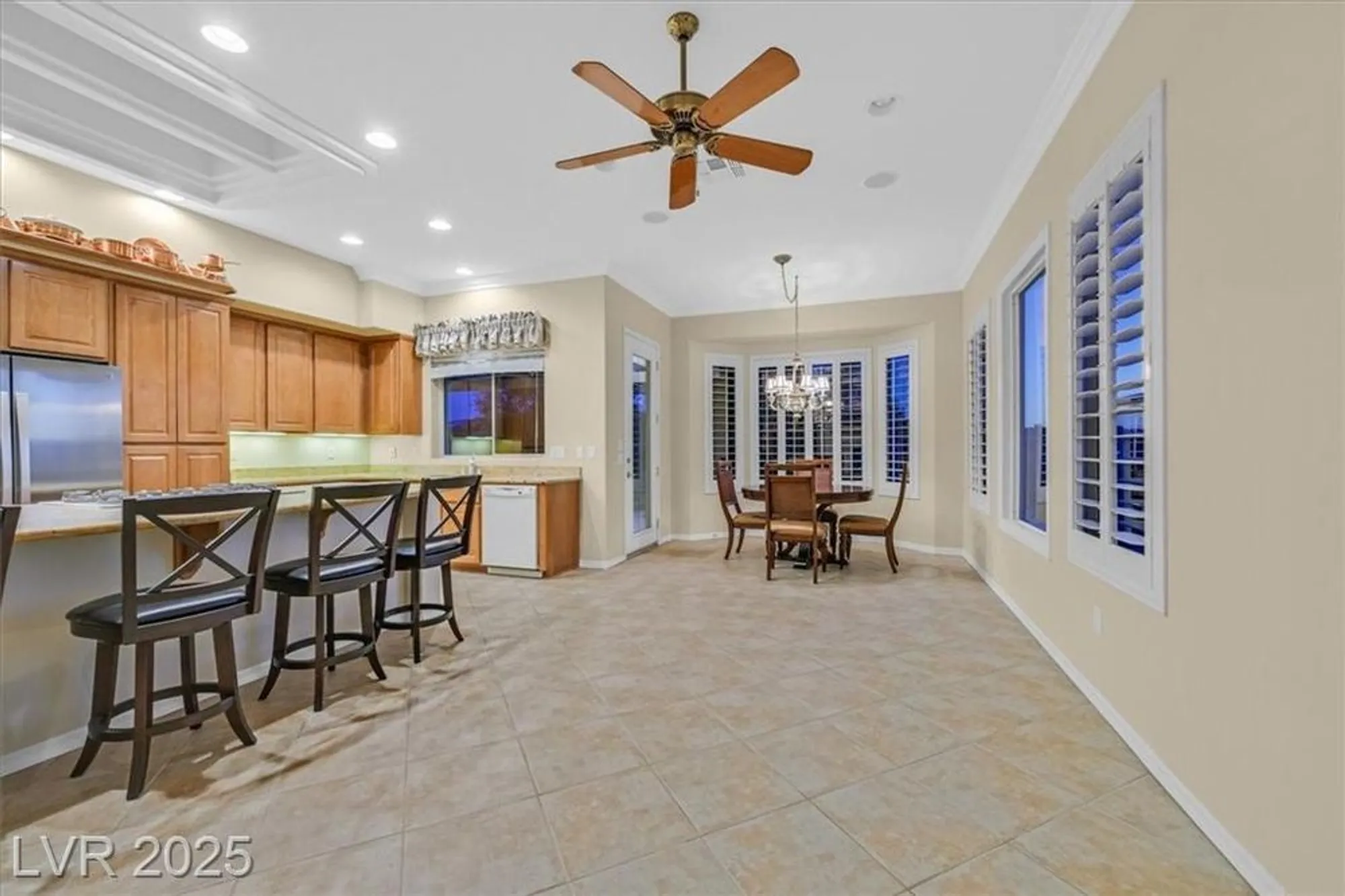 Property Slideshow image 12 of 64 | 2899 brook trout ct, Henderson, NV, 89052