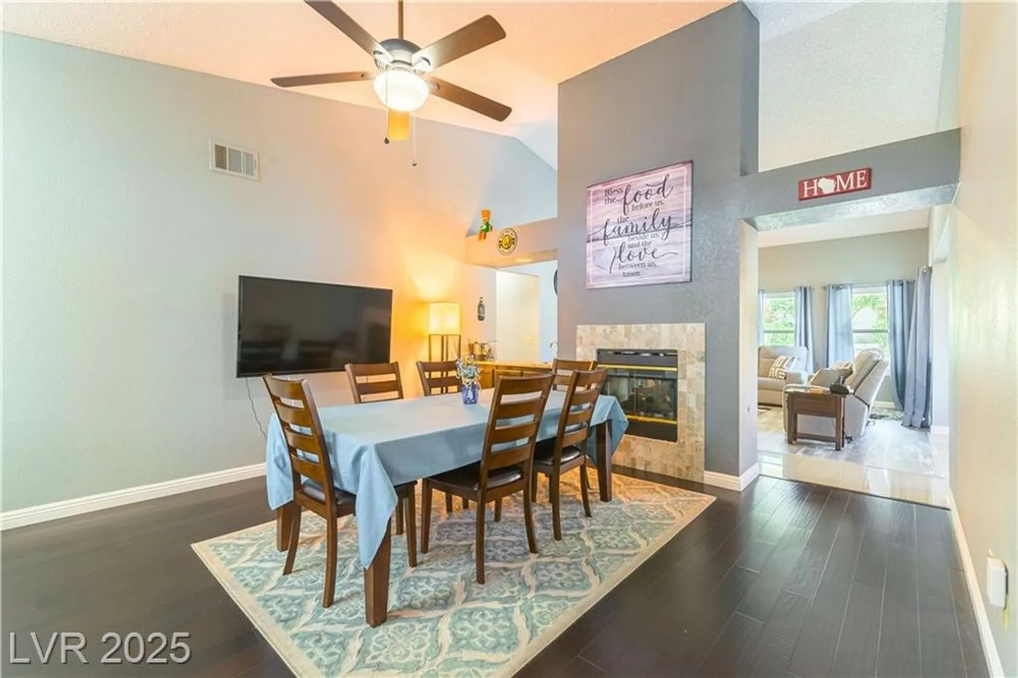Property Slideshow image 5 of 42 | 5600 segolilly cir, Las Vegas, NV, 89130
