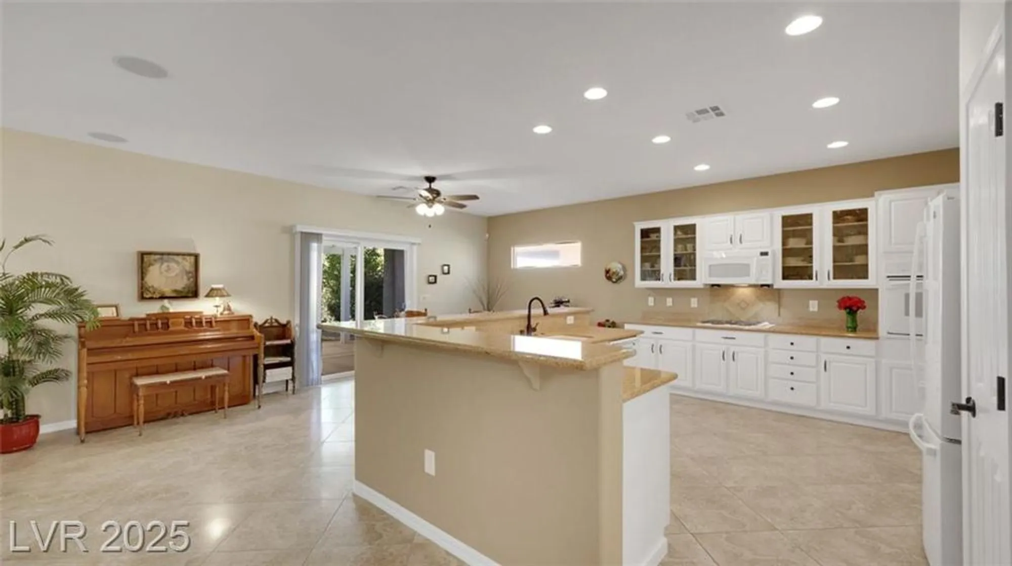 Property Slideshow image 23 of 64 | 2255 bannerwood st, Henderson, NV, 89044