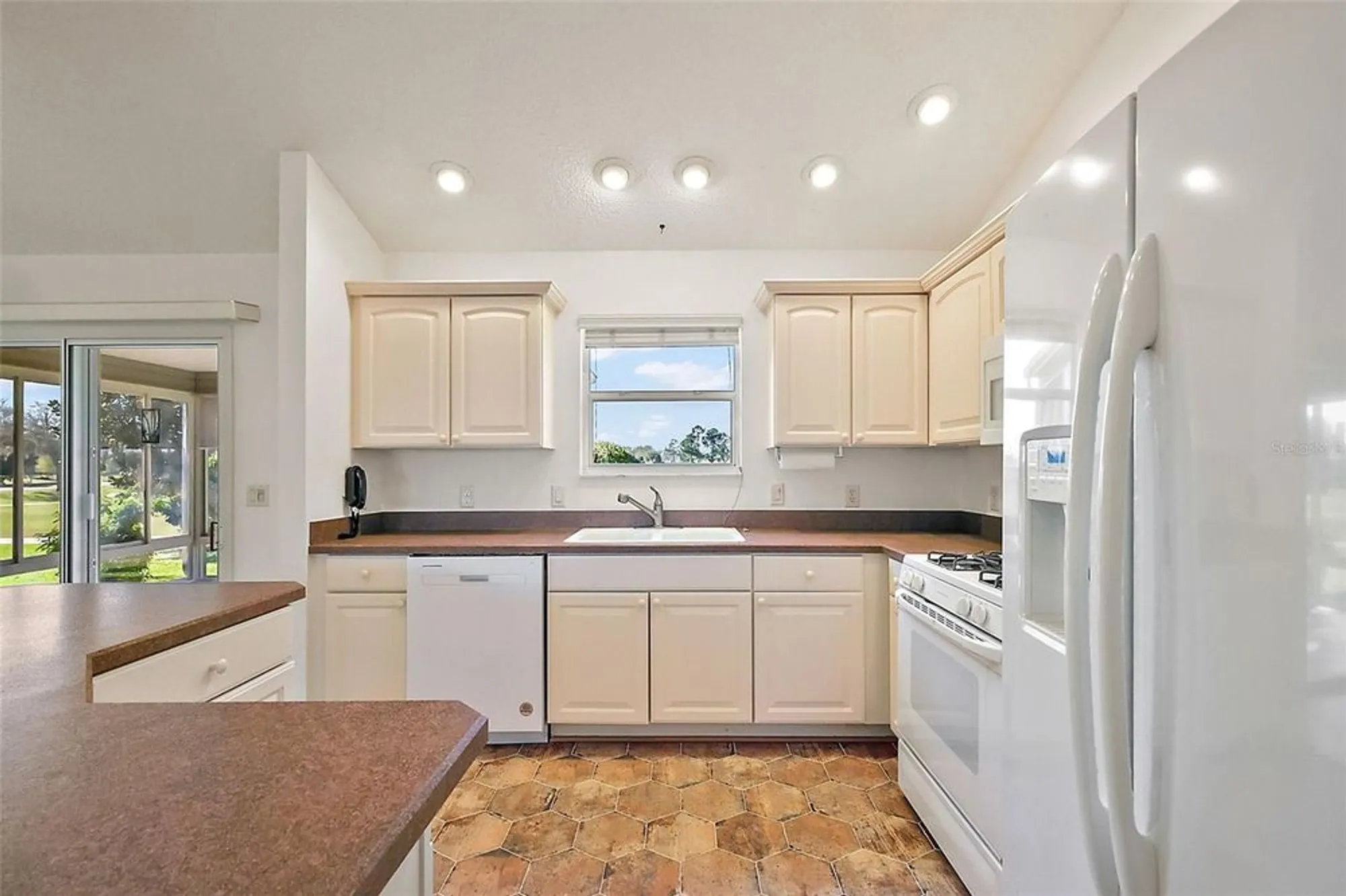 Property Slideshow image 12 of 24 | 776 alcott ave, The Villages, FL, 32162