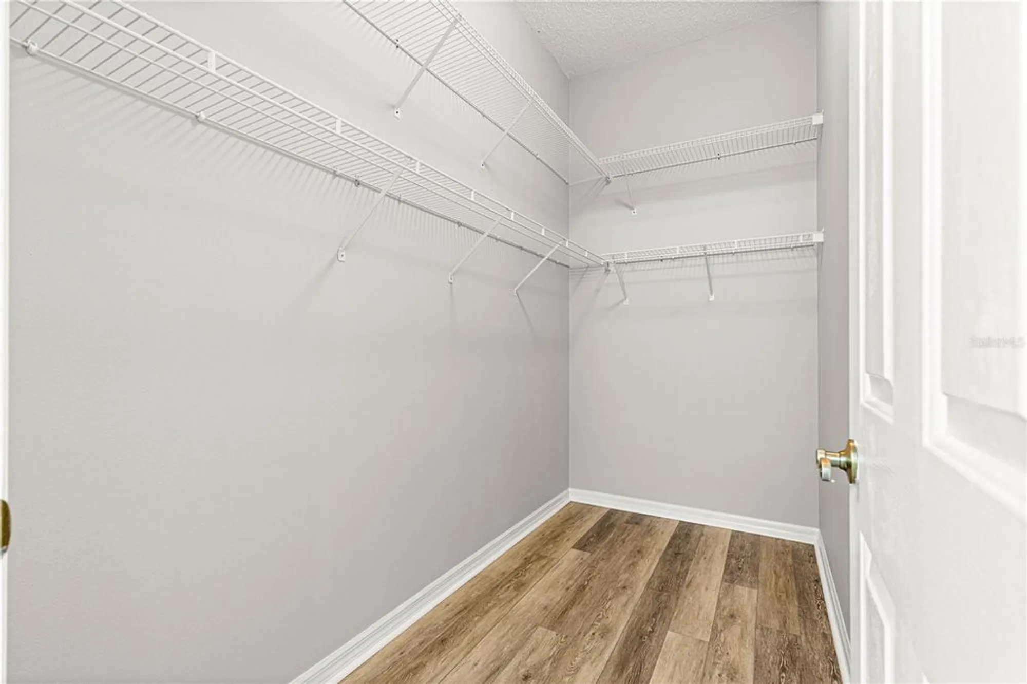 Property Slideshow image 28 of 58 | 2450 merida cir, The Villages, FL, 32162