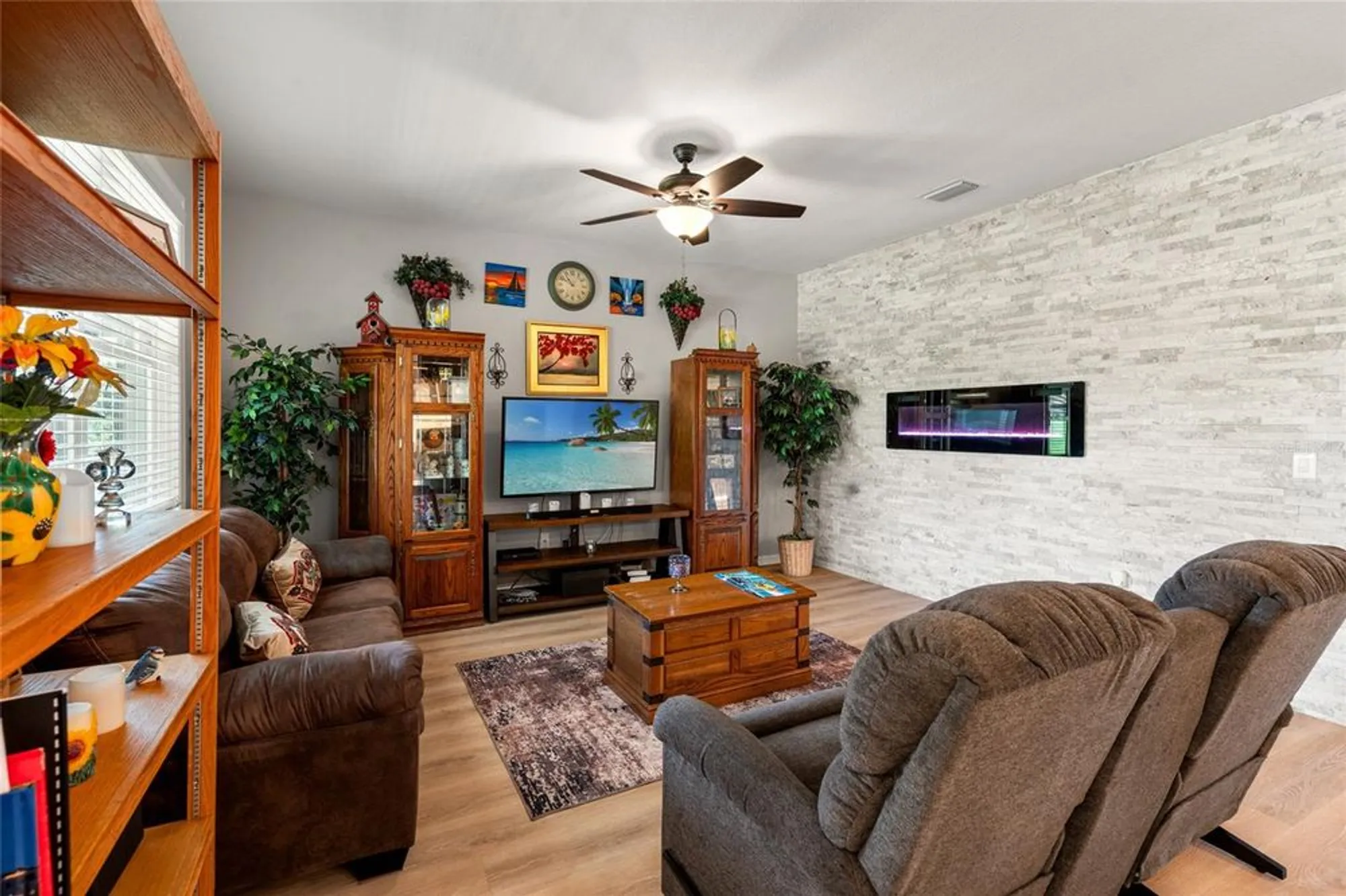 Property Slideshow image 17 of 54 | 12526 eastpointe dr, Dade City, FL, 33525