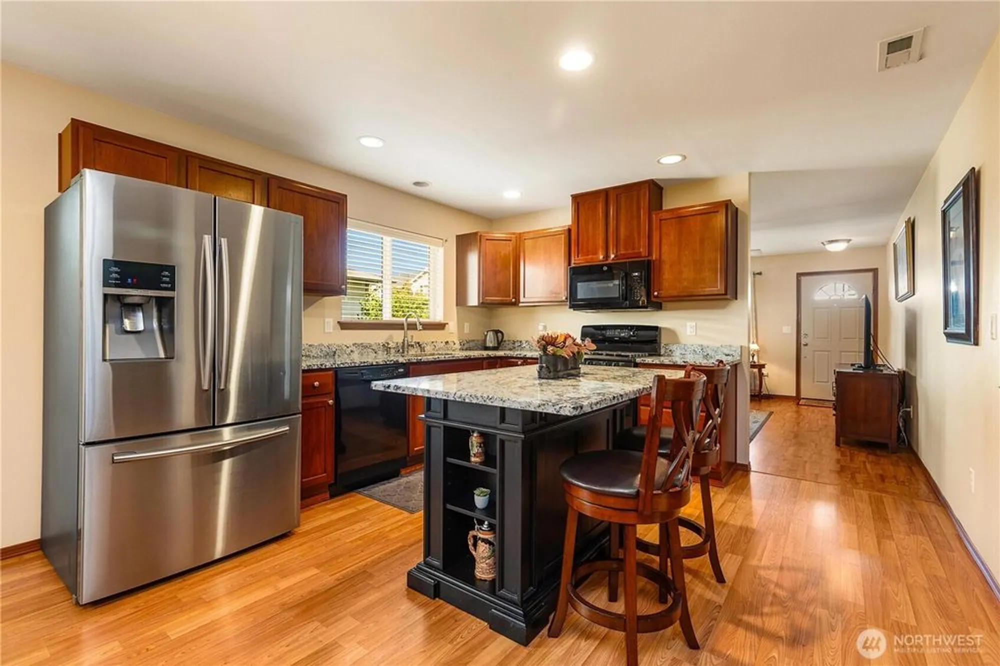 Property Slideshow image 10 of 31 | 24129 ne 112th ln # 151, Redmond, WA, 98053