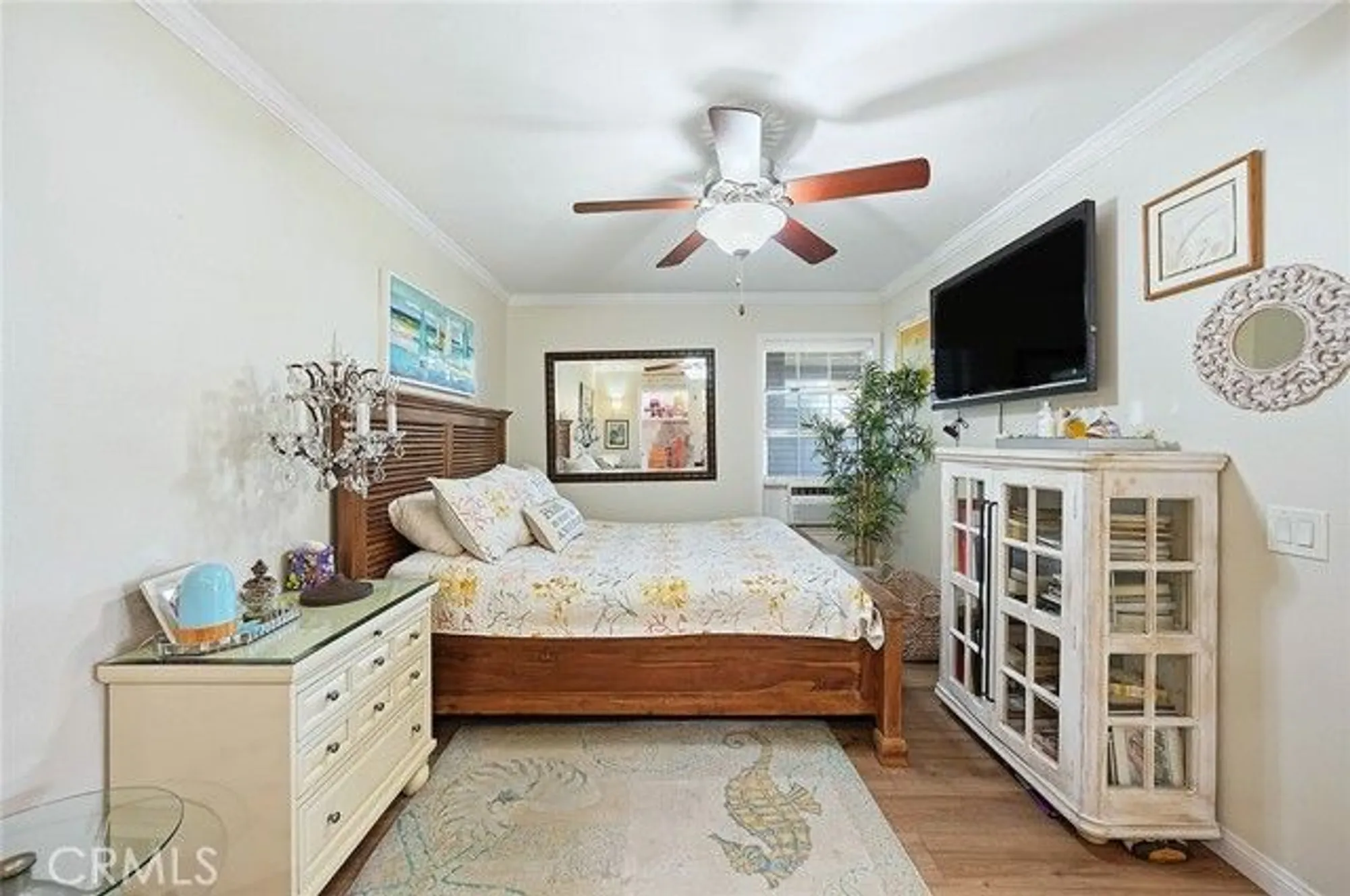 Property Slideshow image 18 of 40 | 18272 parkview ln 101, Huntington Beach, CA, 92648