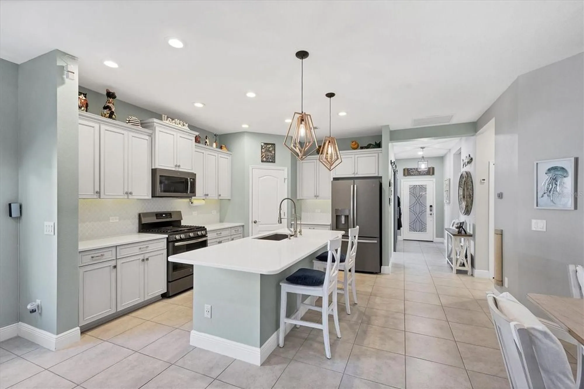 Property Slideshow image 15 of 72 | 3214 sky blue cv, Bradenton, FL, 34211
