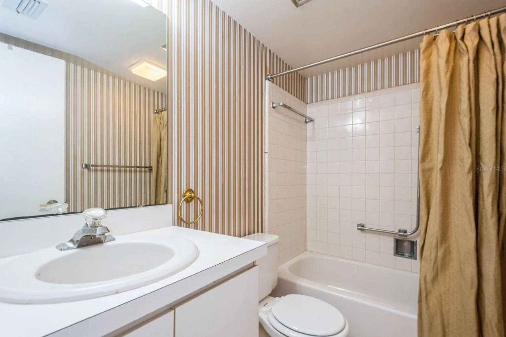 Property Slideshow image 17 of 35 | 19029 us highway 19 n apt 24c, Clearwater, FL, 33764