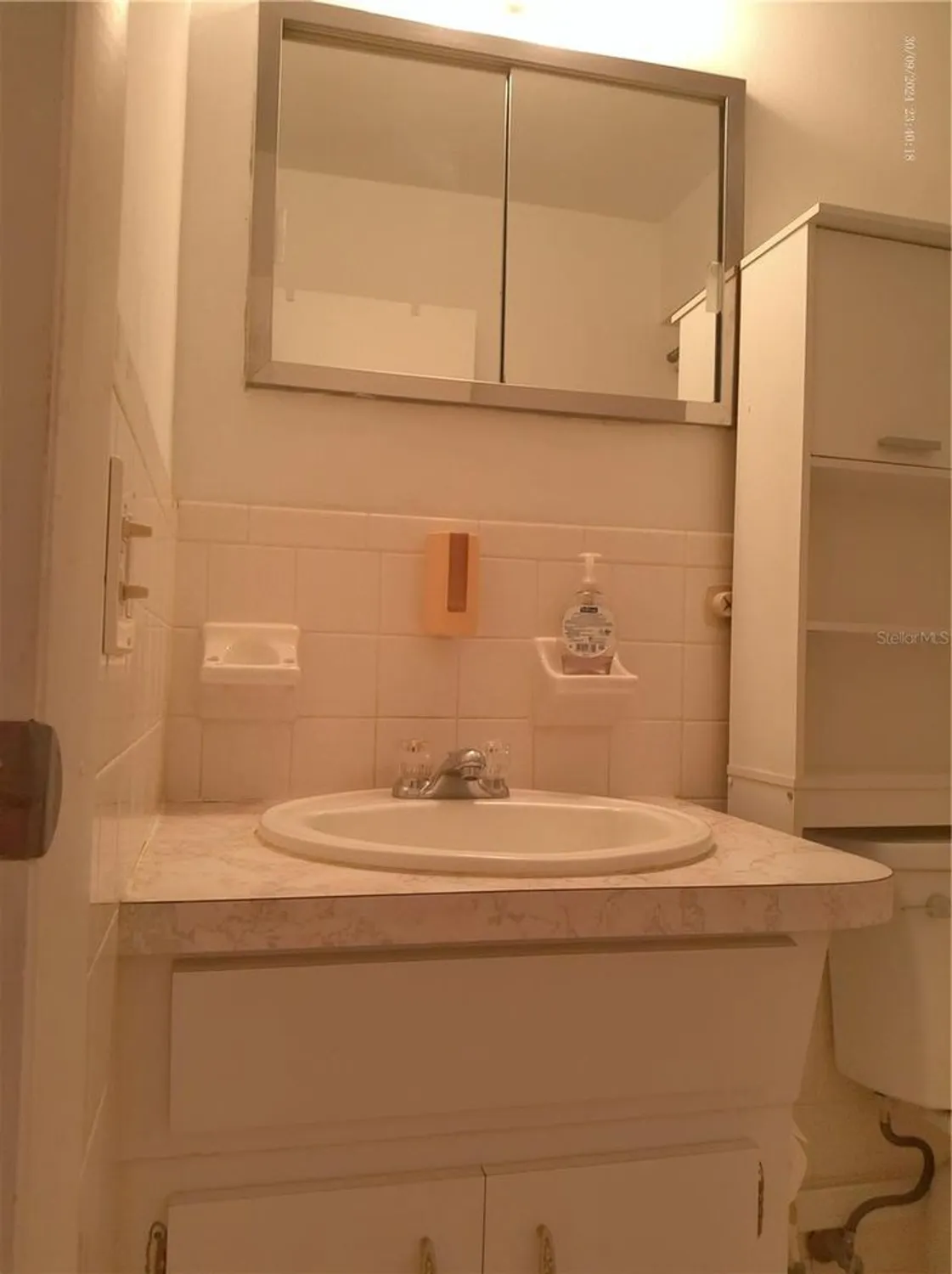 Property Slideshow image 17 of 58 | 2400 franciscan dr 18, Clearwater, FL, 33763