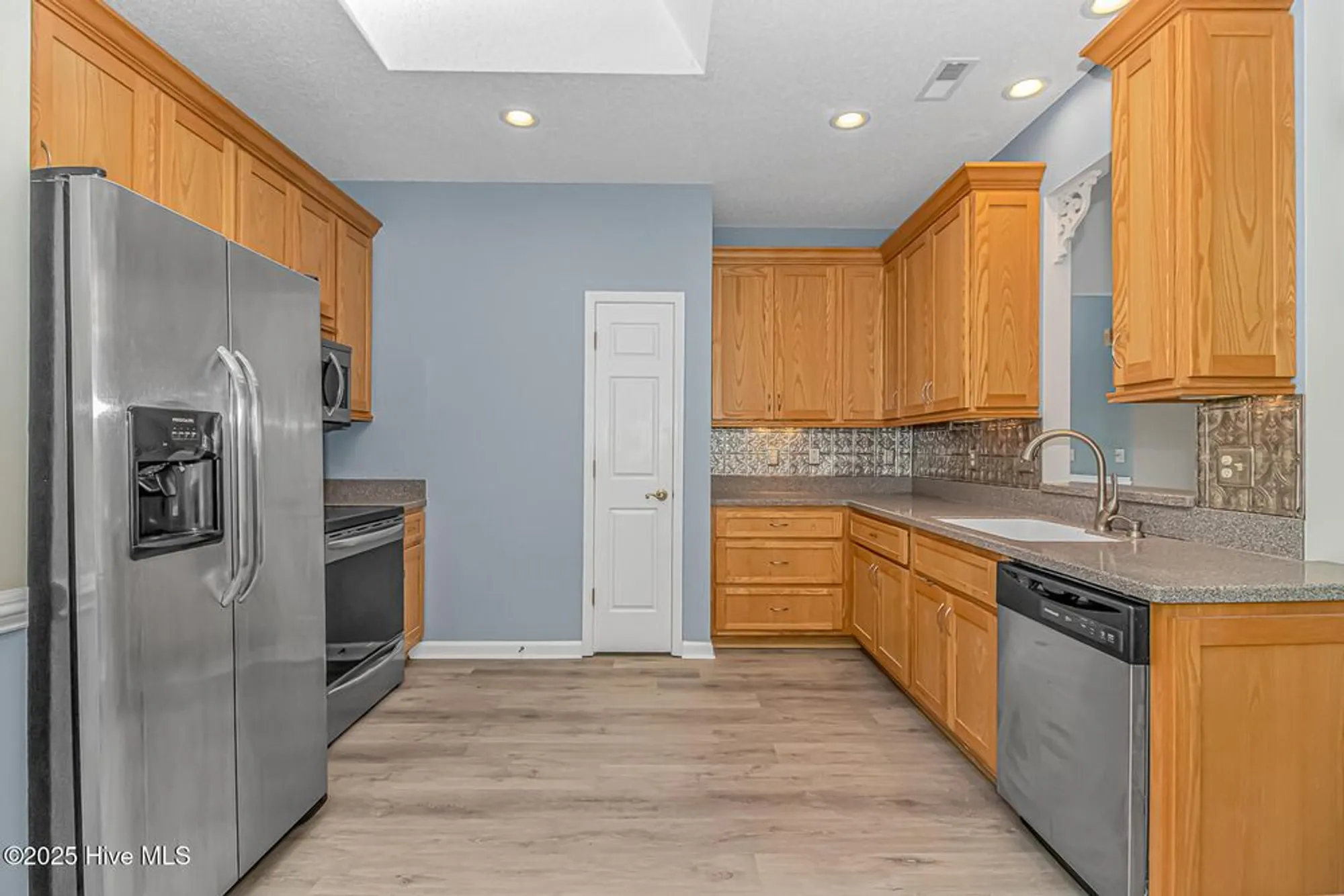 Property Slideshow image 10 of 40 | 299 ravennaside dr, Calabash, NC, 28467