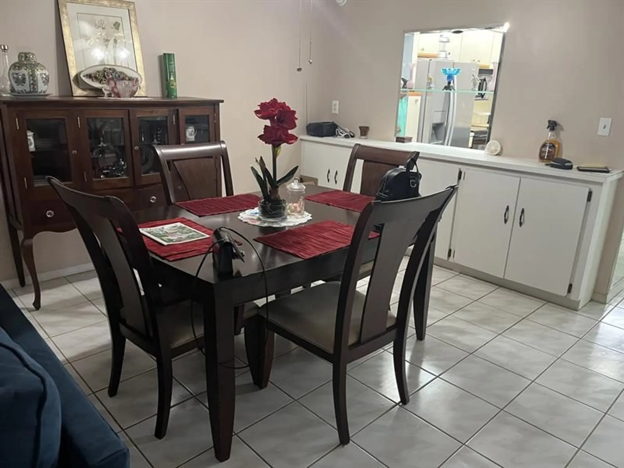 Property Slideshow image 6 of 31 | 9800 n hollybrook lake dr 202, Pembroke Pines, FL, 33025