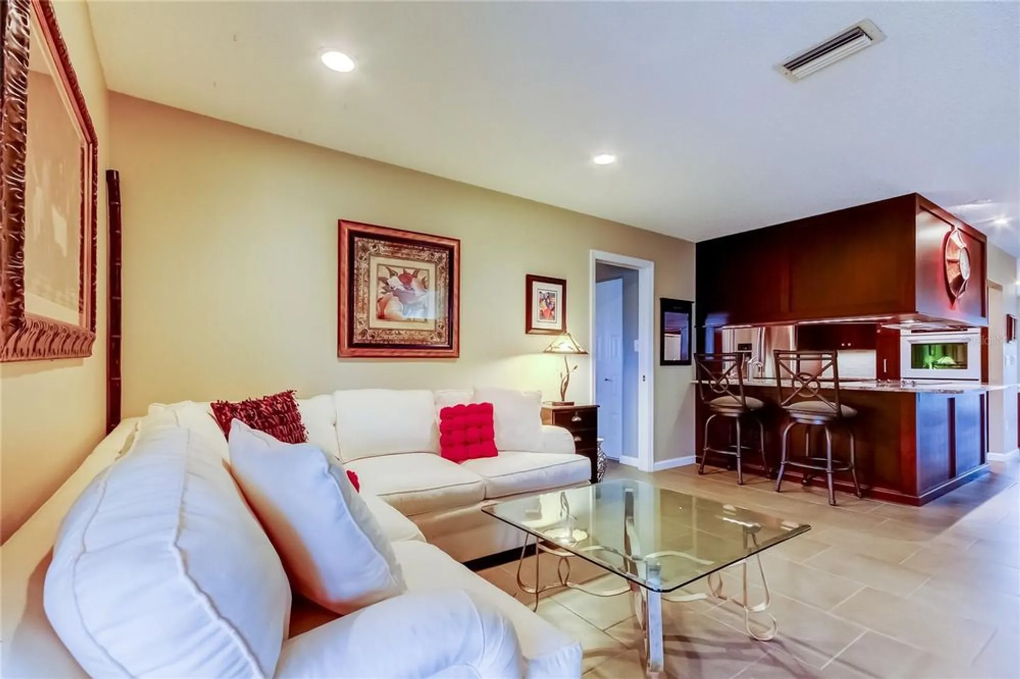 Property Slideshow image 24 of 77 | 329 club manor dr, Sun City Center, FL, 33573