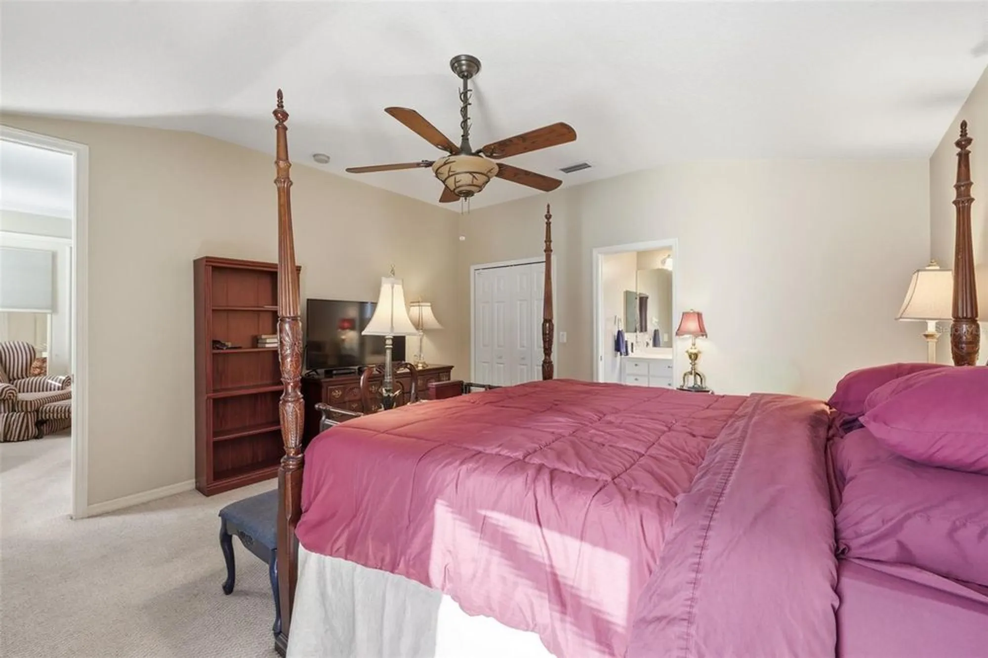 Property Slideshow image 20 of 38 | 6153 sailboat ave, Tavares, FL, 32778