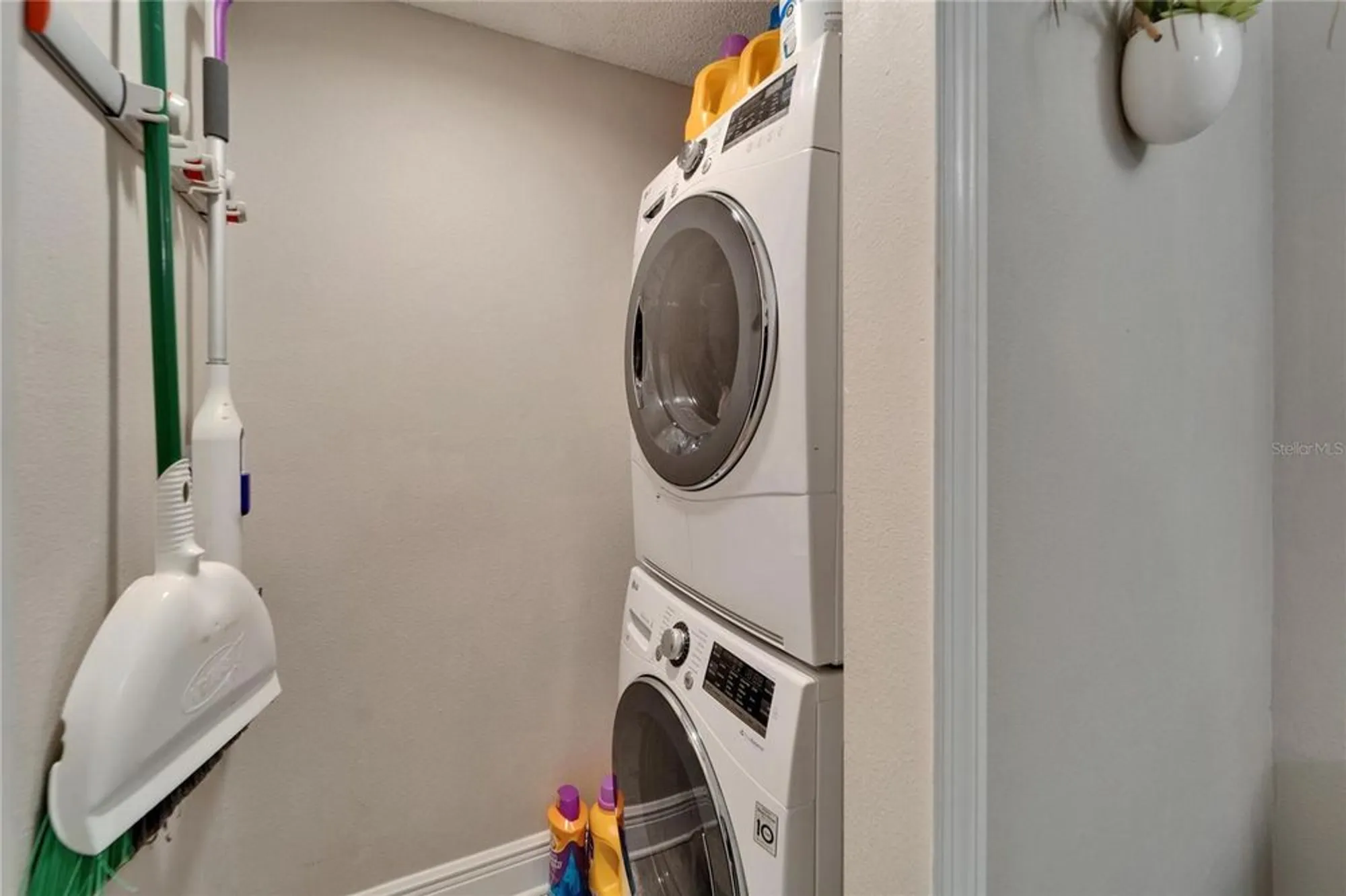 Property Slideshow image 28 of 60 | 7700 sun island dr 107, South Pasadena, FL, 33707
