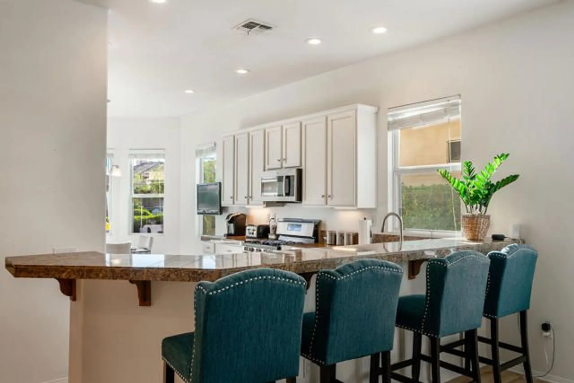 Property Slideshow image 9 of 42 | 44719 alexandria vale, Indio, CA, 92201