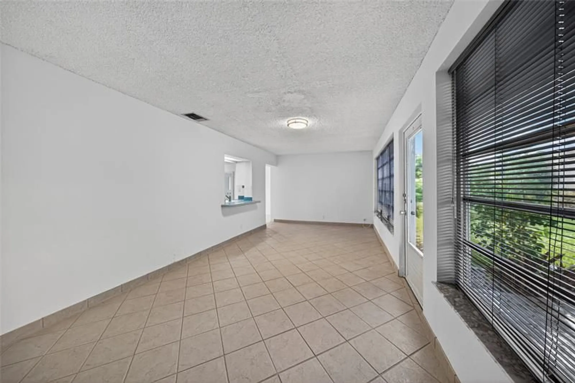 Property Slideshow image 42 of 67 | 2711 nw 4th ave, Pompano Beach, FL, 33064