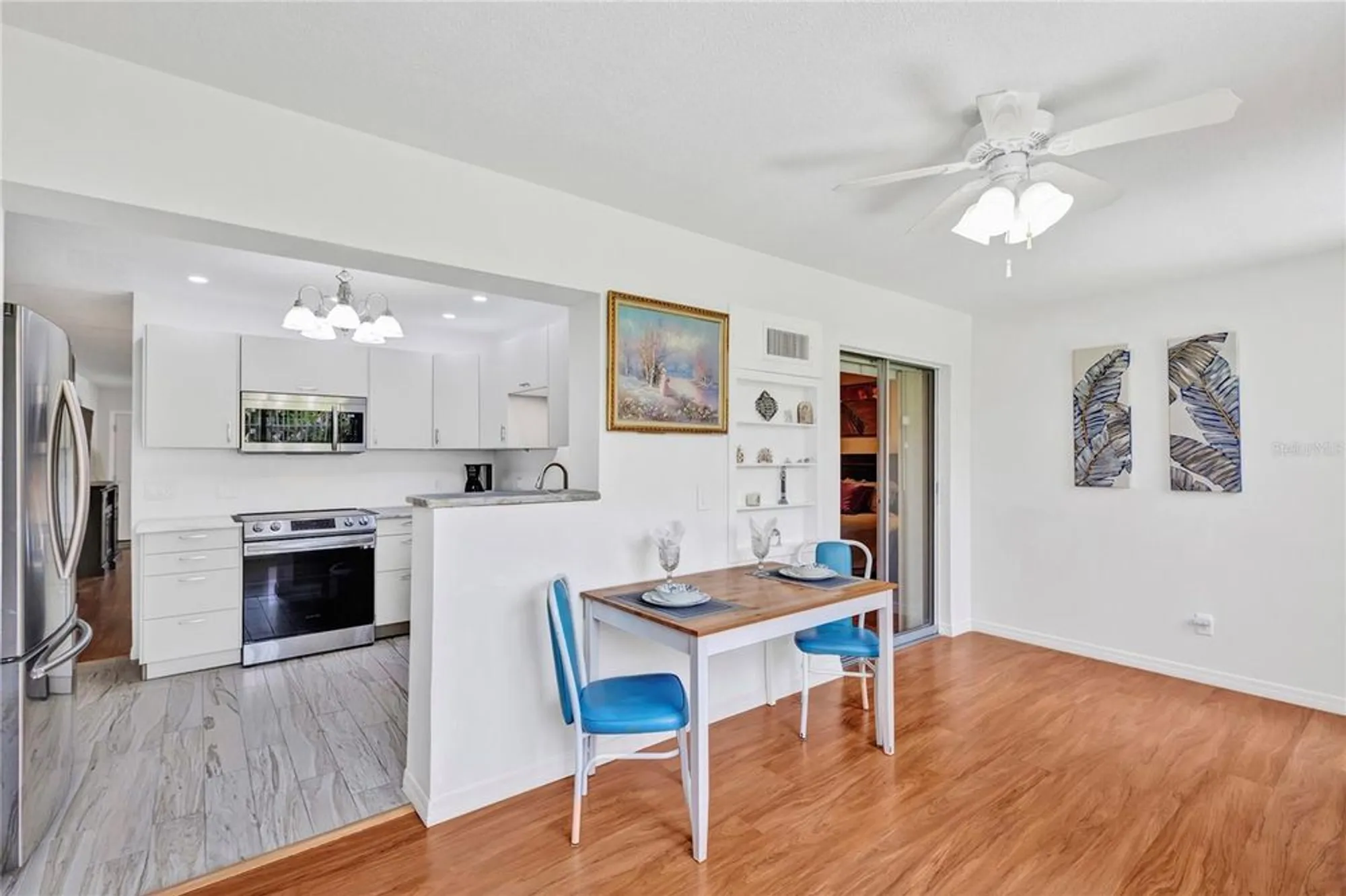 Property Slideshow image 25 of 38 | 2463 brazilia dr apt 31, Clearwater, FL, 33763